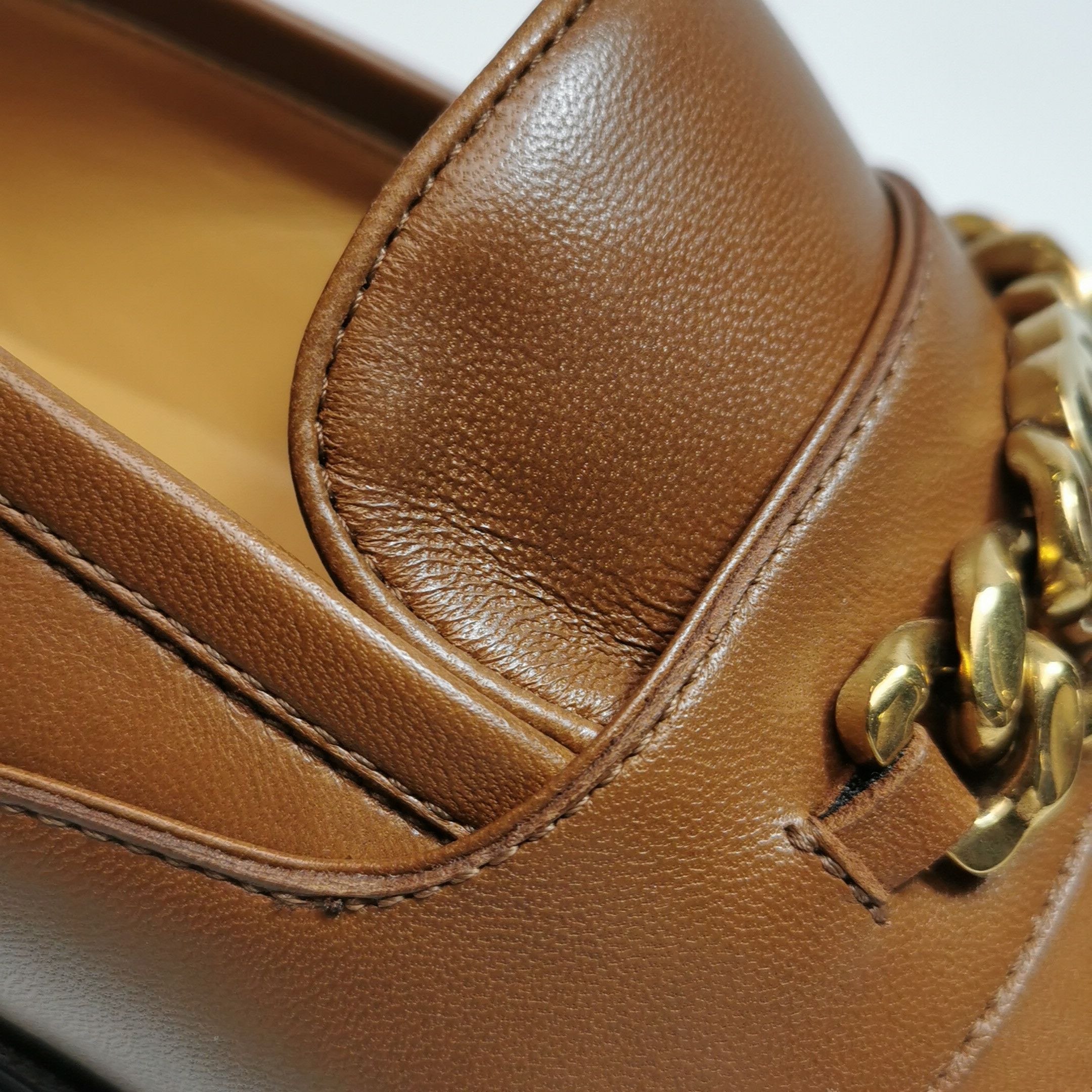 Gucci Gucci Interlocking G Chain Leather Shoes Size 6.5 Size US 6 / EU 39 - 16 Thumbnail