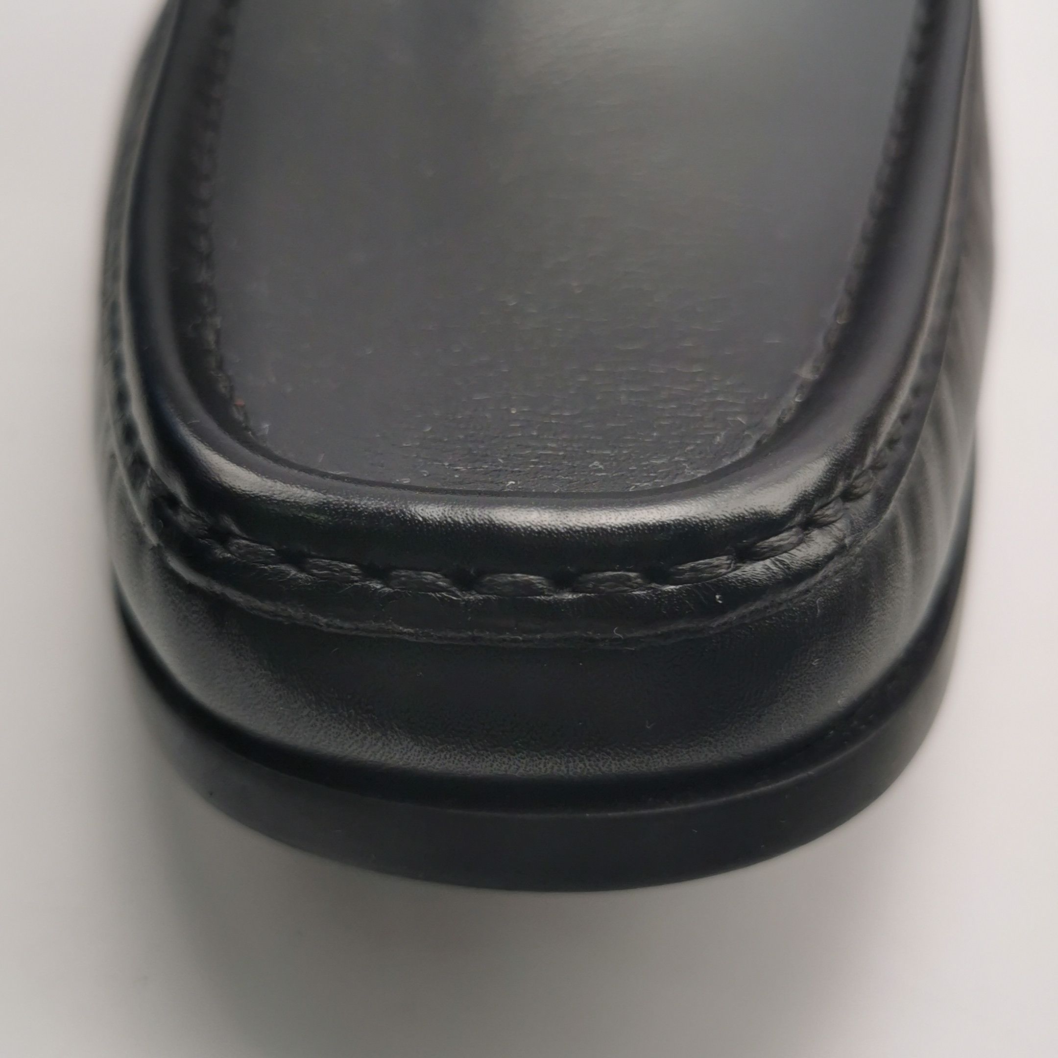 Salvatore Ferragamo Salvatore Ferragamo Gancini Leather Loafers Size 41 Size US 8 / EU 41 - 9 Thumbnail