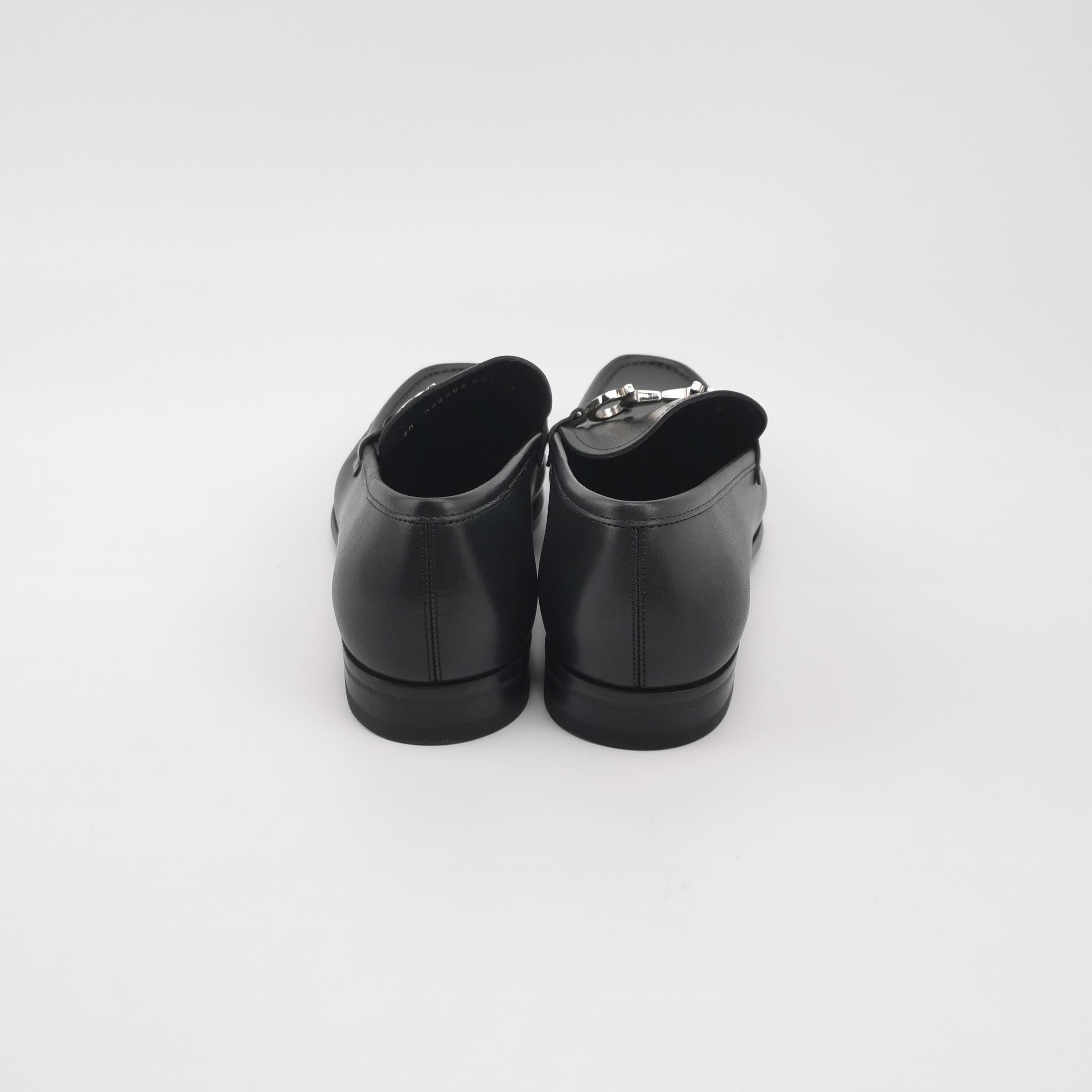 Salvatore Ferragamo Salvatore Ferragamo Gancini Leather Loafers Size 41 Size US 8 / EU 41 - 5 Thumbnail