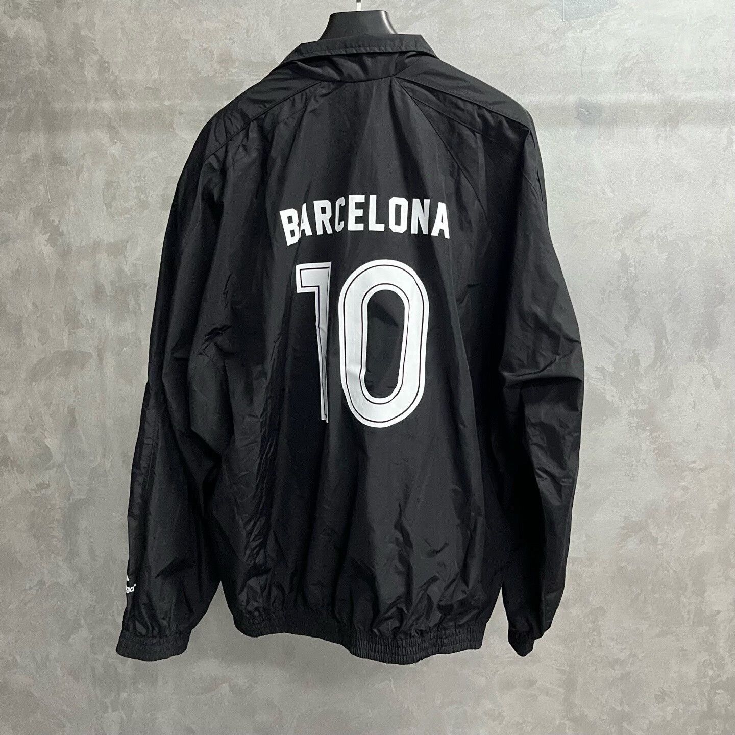 Balenciaga Balenciaga Printed Black Light Jacket xxs Men Size US XXS / EU 40 - 2 Thumbnail