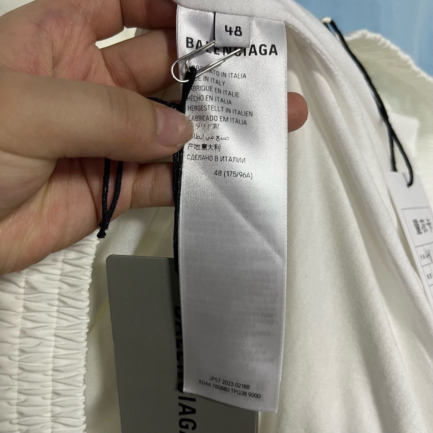 Balenciaga Balenciaga Printed White Light Jacket xs Men Size US XS / EU 42 / 0 - 5 Thumbnail