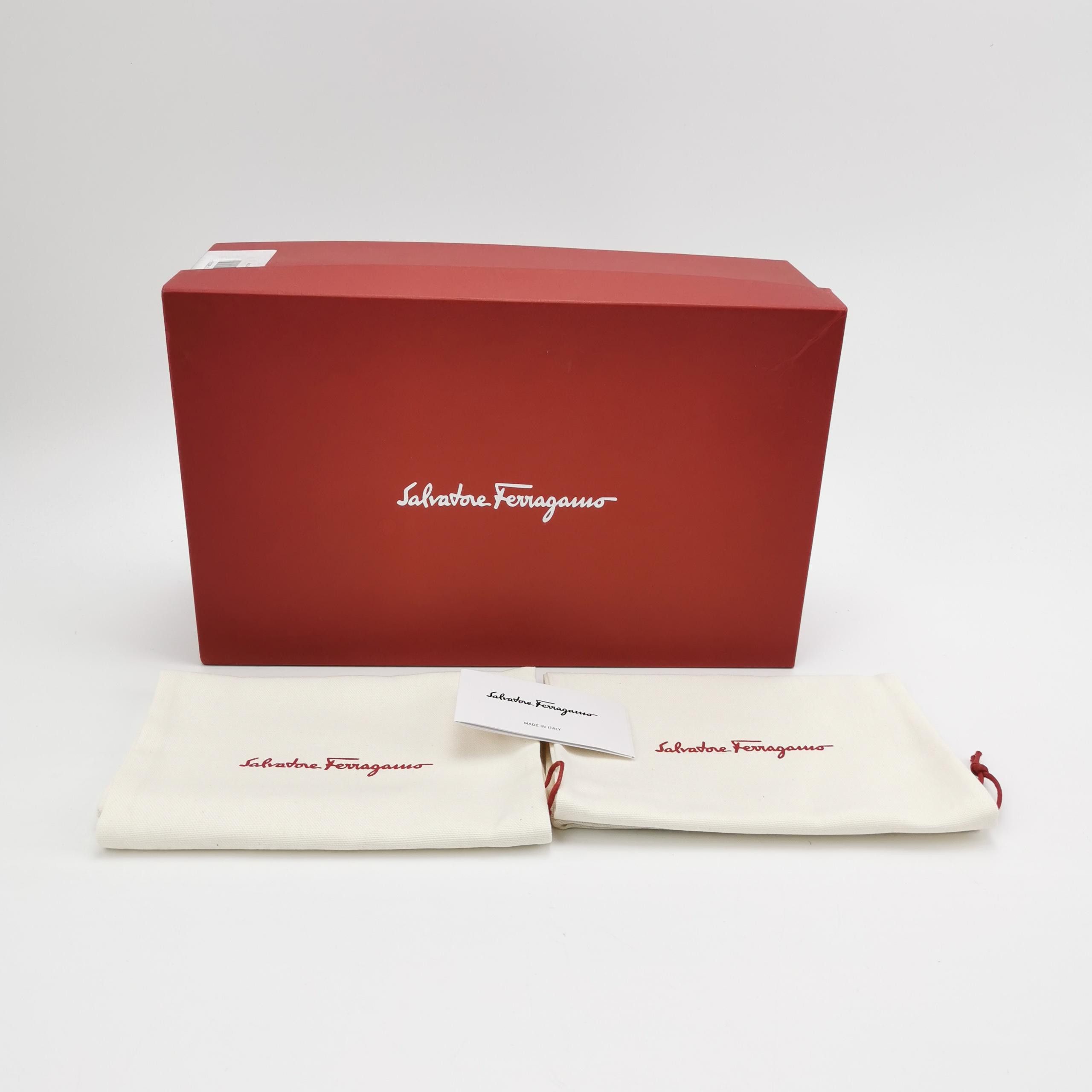 Salvatore Ferragamo Salvatore Ferragamo Gancini Leather Driving Shoes US 7 Size US 7 / EU 40 - 7 Thumbnail