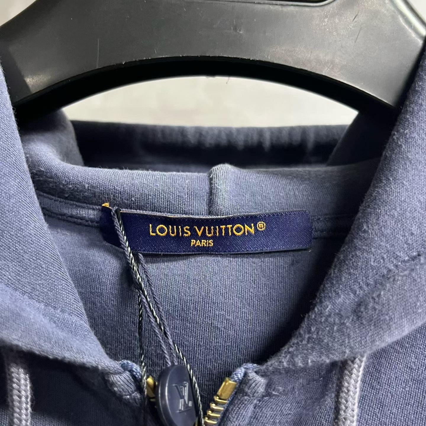 Louis Vuitton Louis Vuitton Retro Blue Hoodie m Men Size US M / EU 48-50 / 2 - 4 Thumbnail