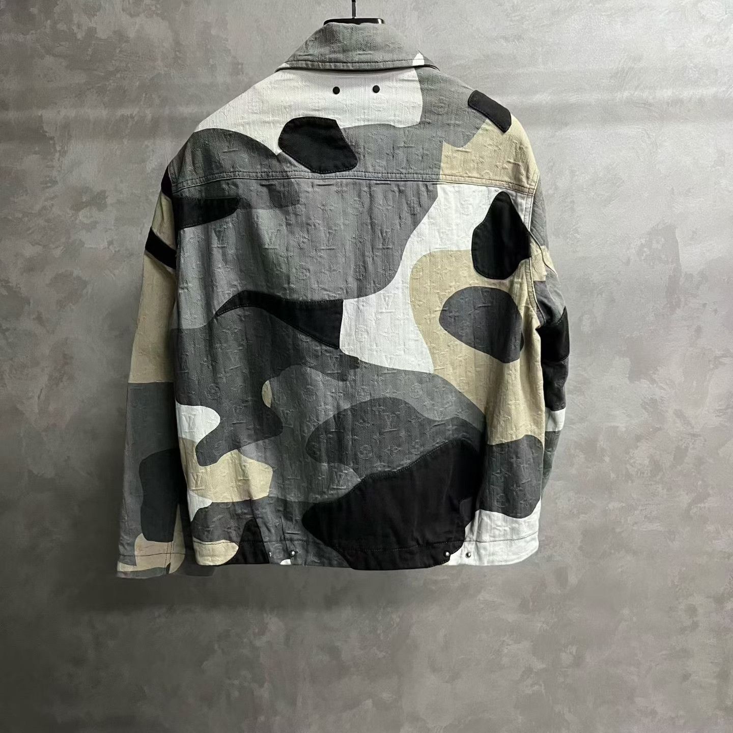 Louis Vuitton Louis Vuitton Denim Graphic Multi Light Jacket s Men Size US S / EU 44-46 / 1 - 2 Thumbnail