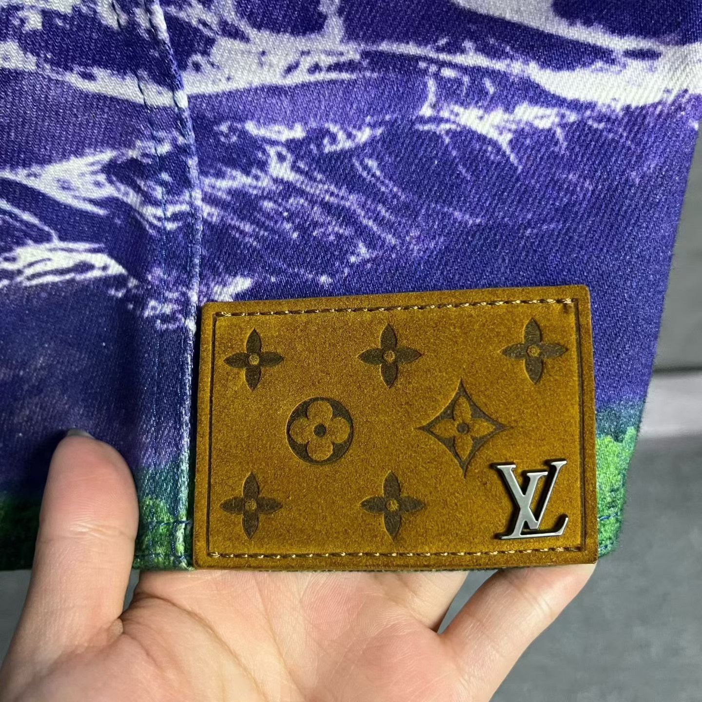 Louis Vuitton Louis Vuitton Multi Light Jacket s Men Size US S / EU 44-46 / 1 - 4 Thumbnail