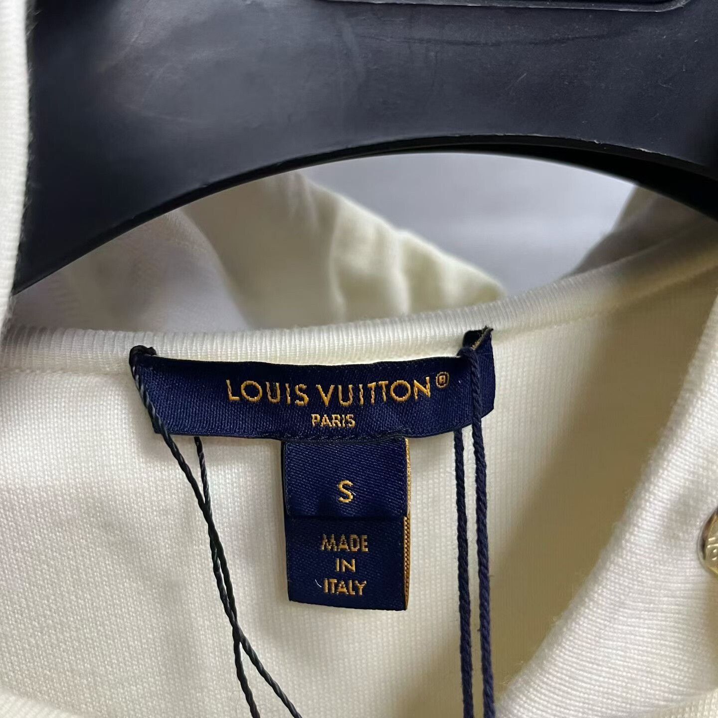 Louis Vuitton Louis Vuitton White Sweater S Women Size S / US 4 / IT 40 - 4 Thumbnail