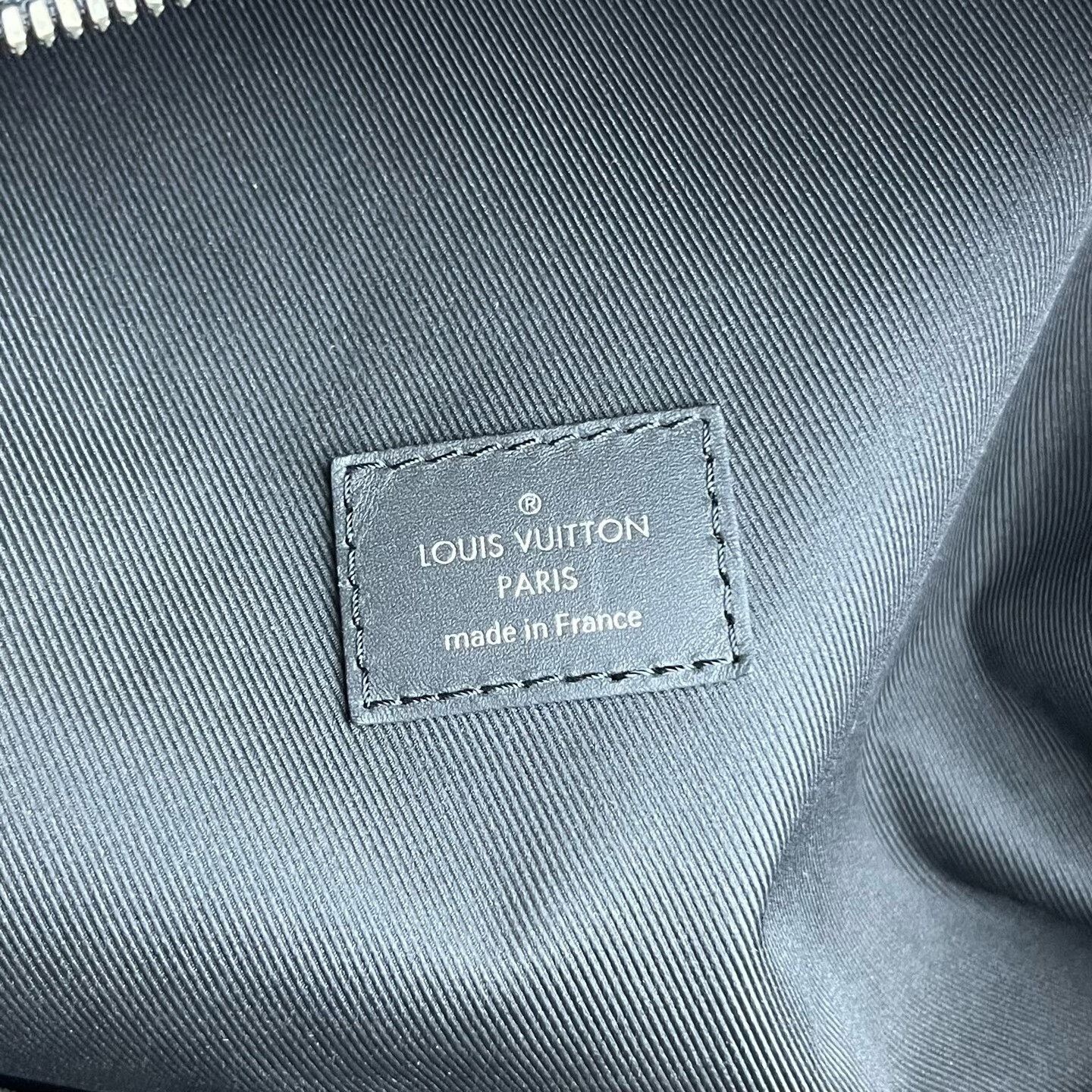 Louis Vuitton Louis Vuitton Leather Black Bag one size Men Size ONE SIZE - 6 Thumbnail