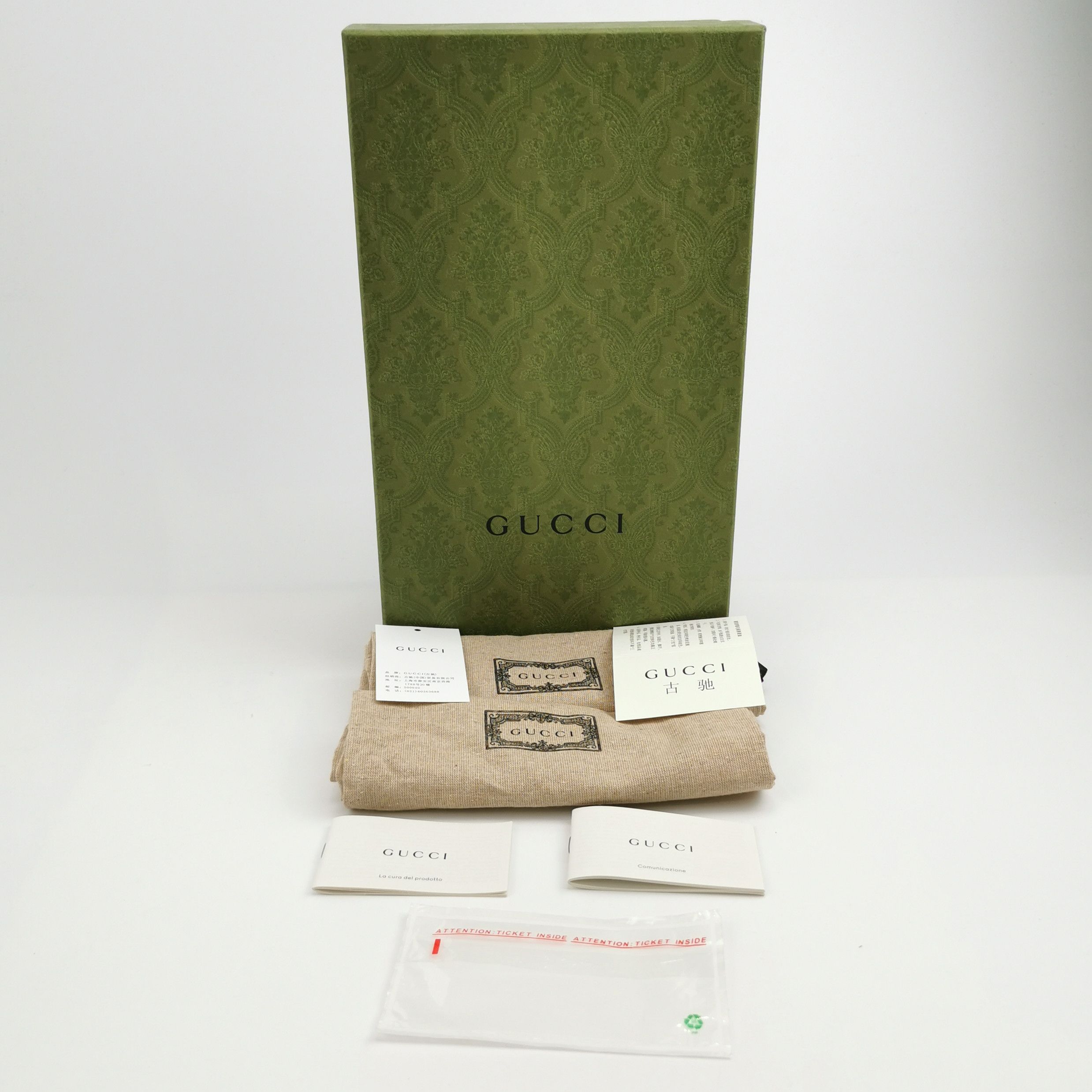 Gucci Gucci Interlocking G Navy Leather Loafers 5.5 Size US 6 / EU 39 - 7 Thumbnail