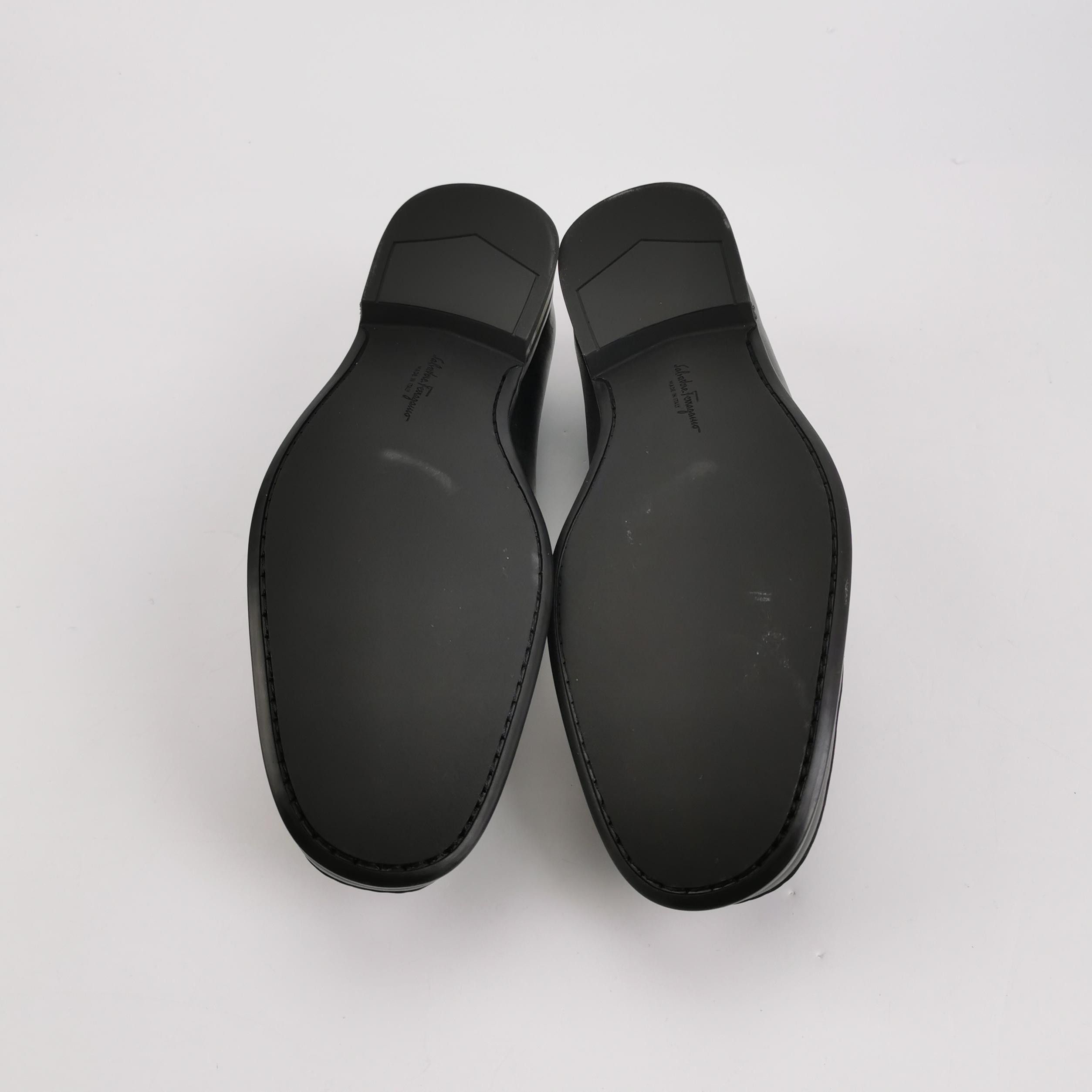Salvatore Ferragamo Salvatore Ferragamo Gancini Leather Loafers Size 9 Size US 9 / EU 42 - 6 Thumbnail