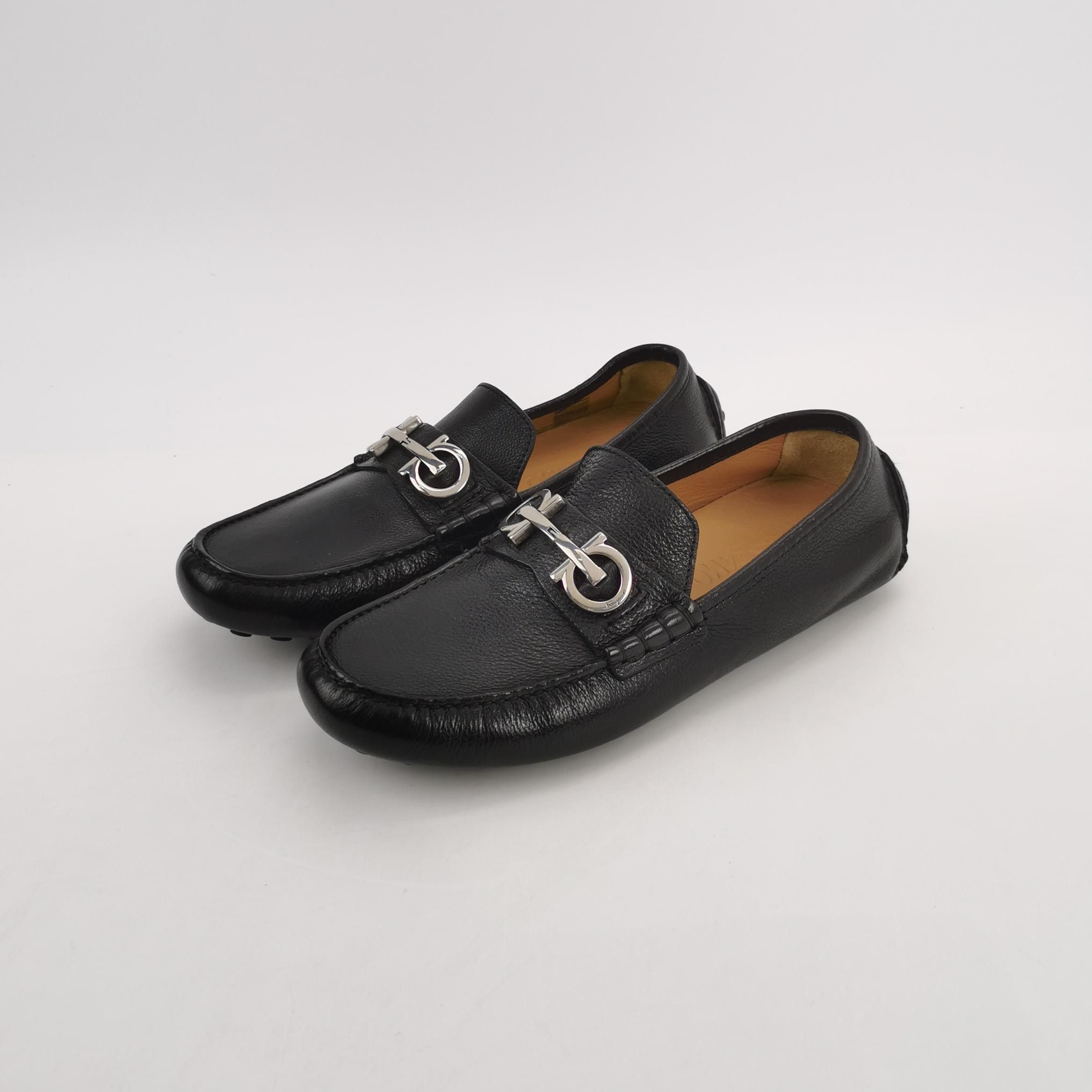 Salvatore Ferragamo Salvatore Ferragamo Gancini Leather Drivers 39.5 Size US 6 / EU 39 - 3 Thumbnail