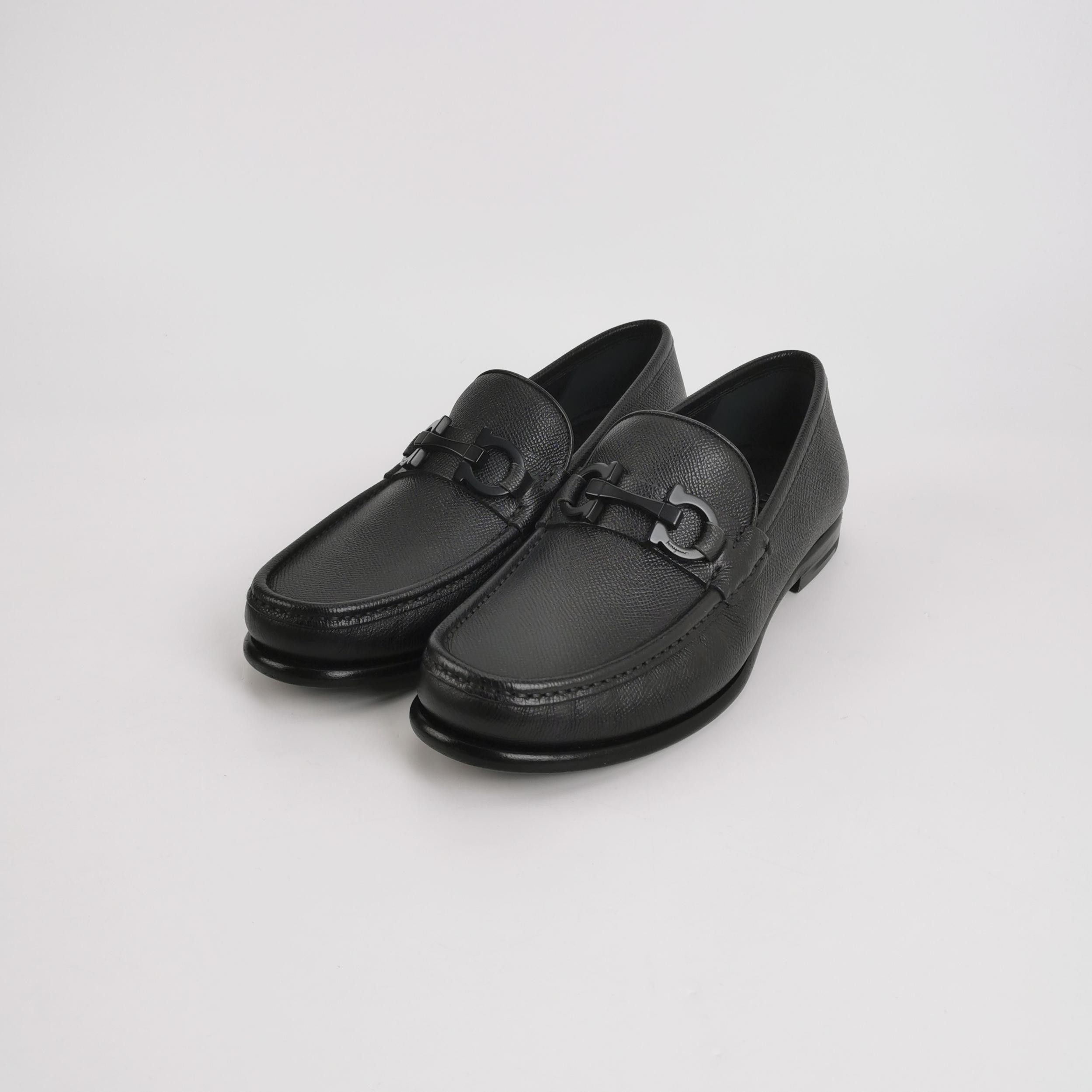 Salvatore Ferragamo Salvatore Ferragamo Gancini Leather Loafers US 6.5 Size US 7 / EU 40 - 3 Thumbnail