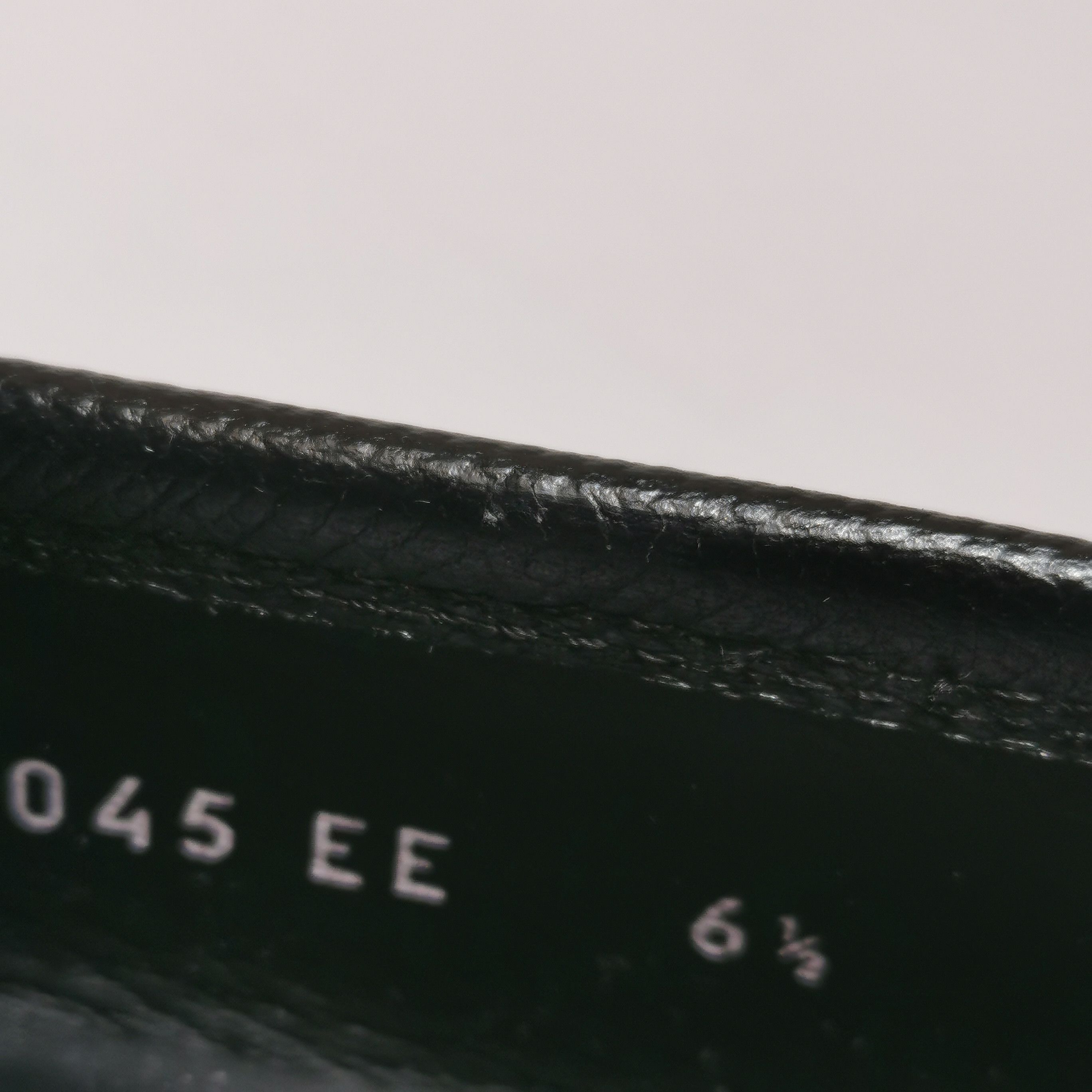 Salvatore Ferragamo Salvatore Ferragamo Gancini Leather Loafers US 6.5 Size US 7 / EU 40 - 10 Thumbnail