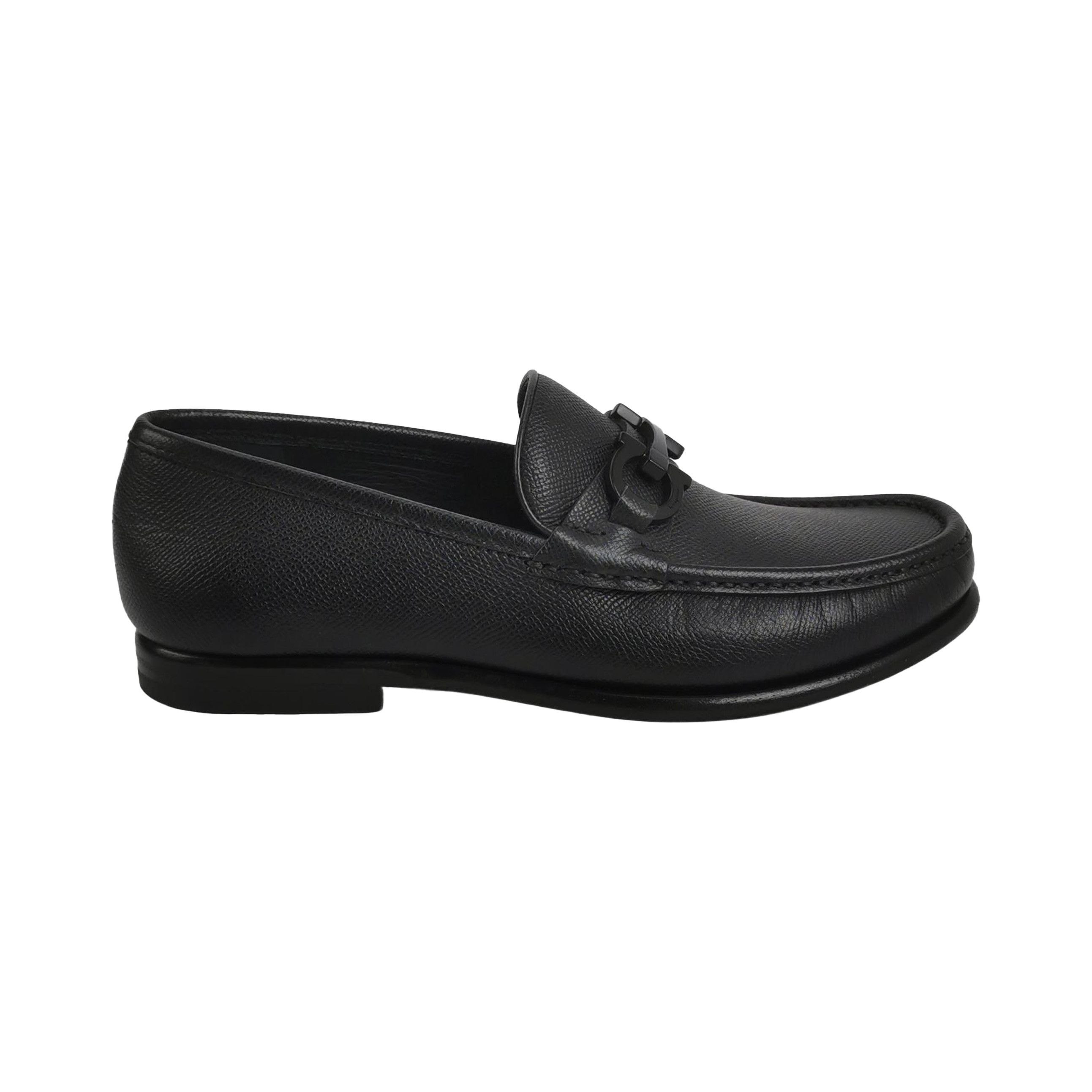 Salvatore Ferragamo Salvatore Ferragamo Gancini Leather Loafers US 6.5 Size US 7 / EU 40 - 2 Thumbnail