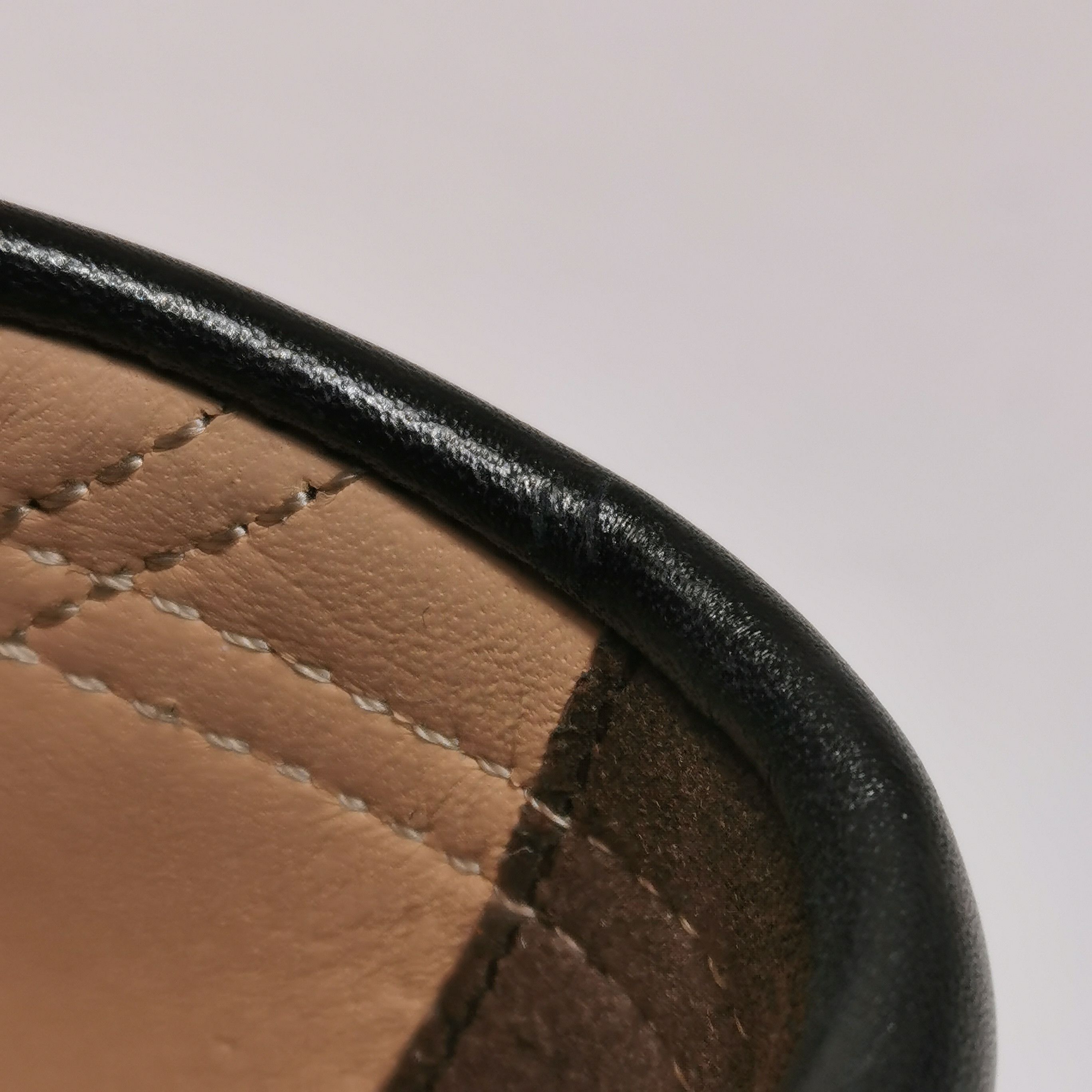 Salvatore Ferragamo Salvatore Ferragamo Gancini Leather Loafers Size 6.5 Size US 7 / EU 40 - 9 Thumbnail