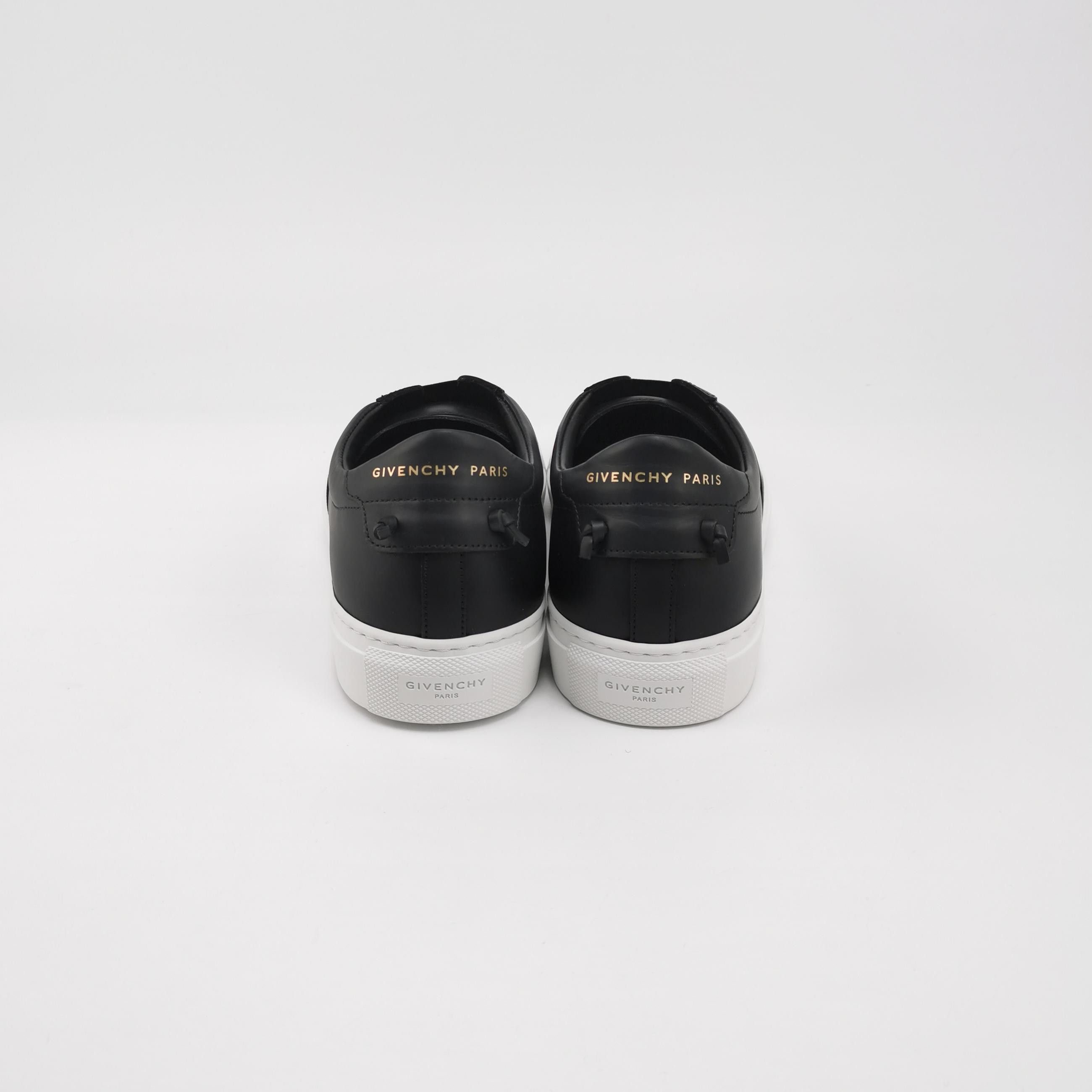 Givenchy Givenchy Logo Band Urban Street Sneakers 40 Size US 7 / EU 40 - 5 Thumbnail