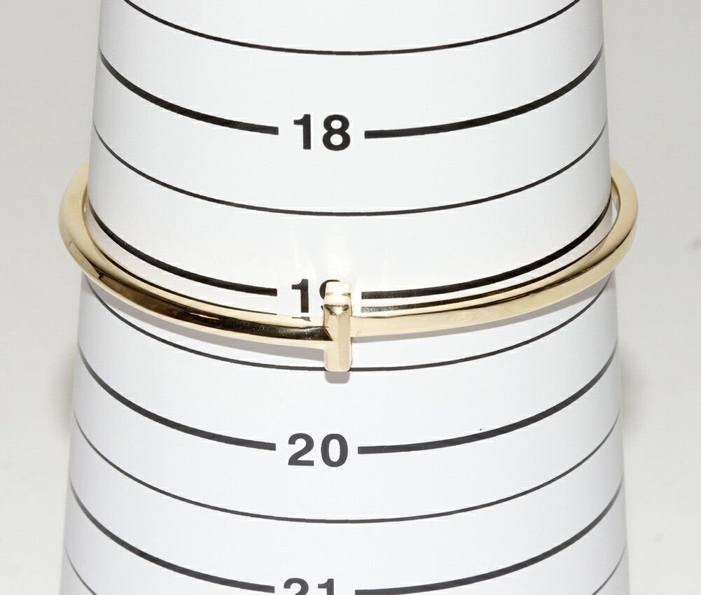 Tiffany & Co. Tiffany & Co. Tiffany & Co. T One Au750 Bracelet Precious Metal Bangle DUTY FREE for USA Size ONE SIZE - 2 Thumbnail