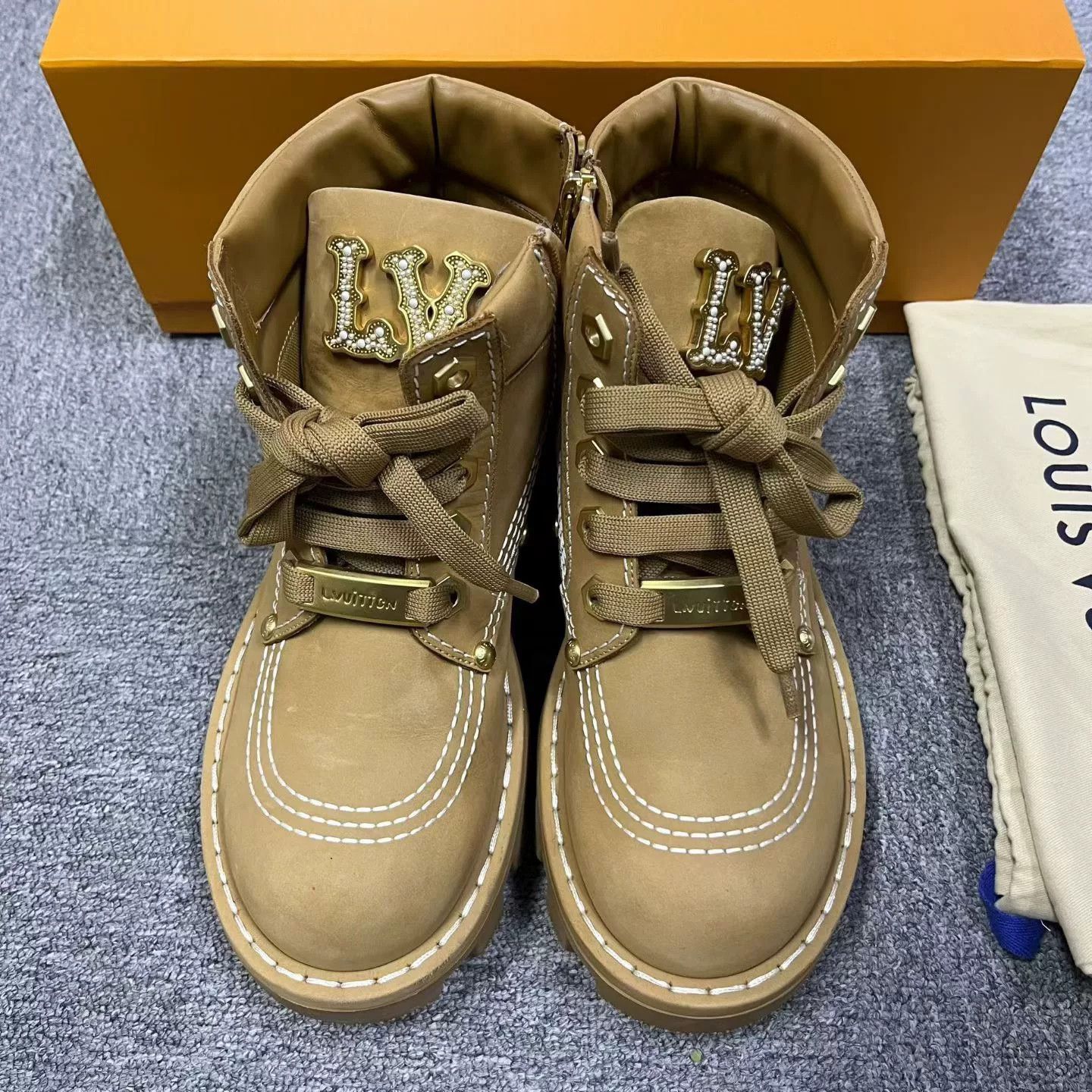 Louis Vuitton Louis Vuitton Brown Boots 9.5 Men Size US 9.5 / EU 42-43 - 2 Thumbnail