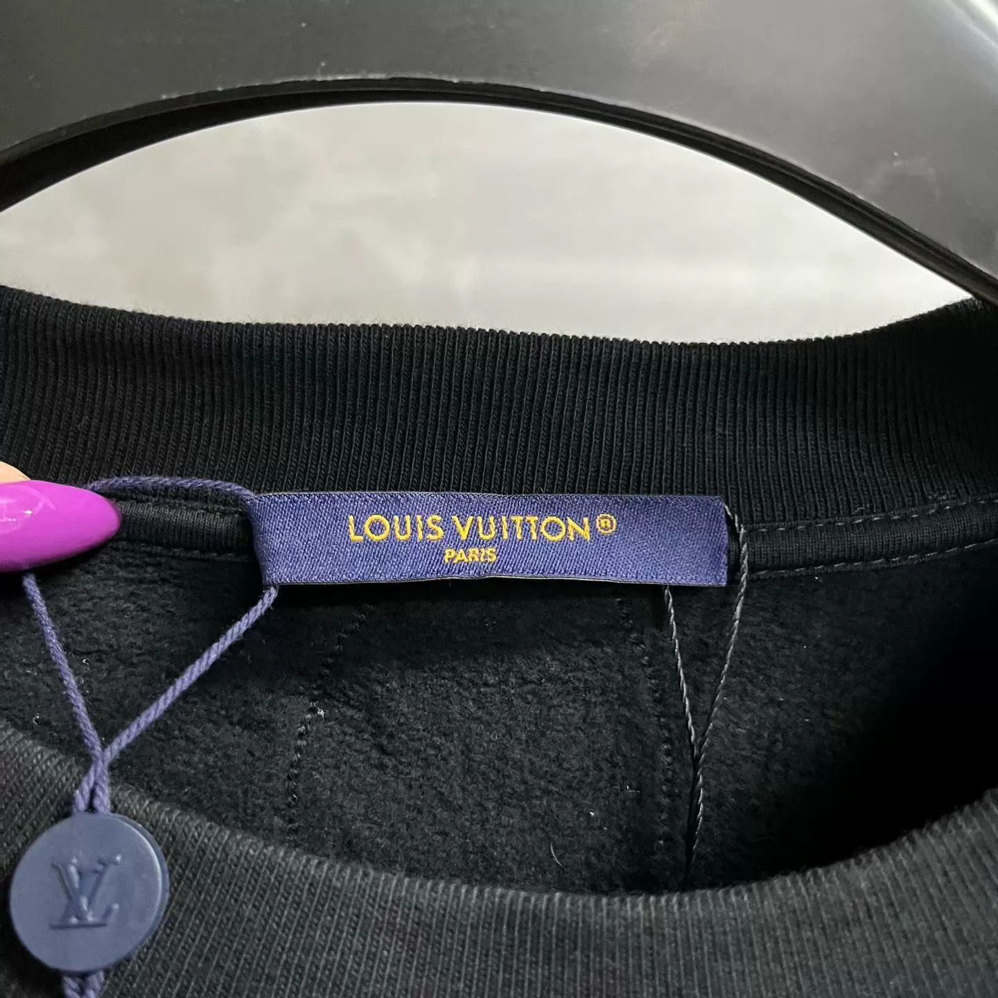Louis Vuitton Louis Vuitton Black Sweater xxs Men Size US XXS / EU 40 - 3 Thumbnail