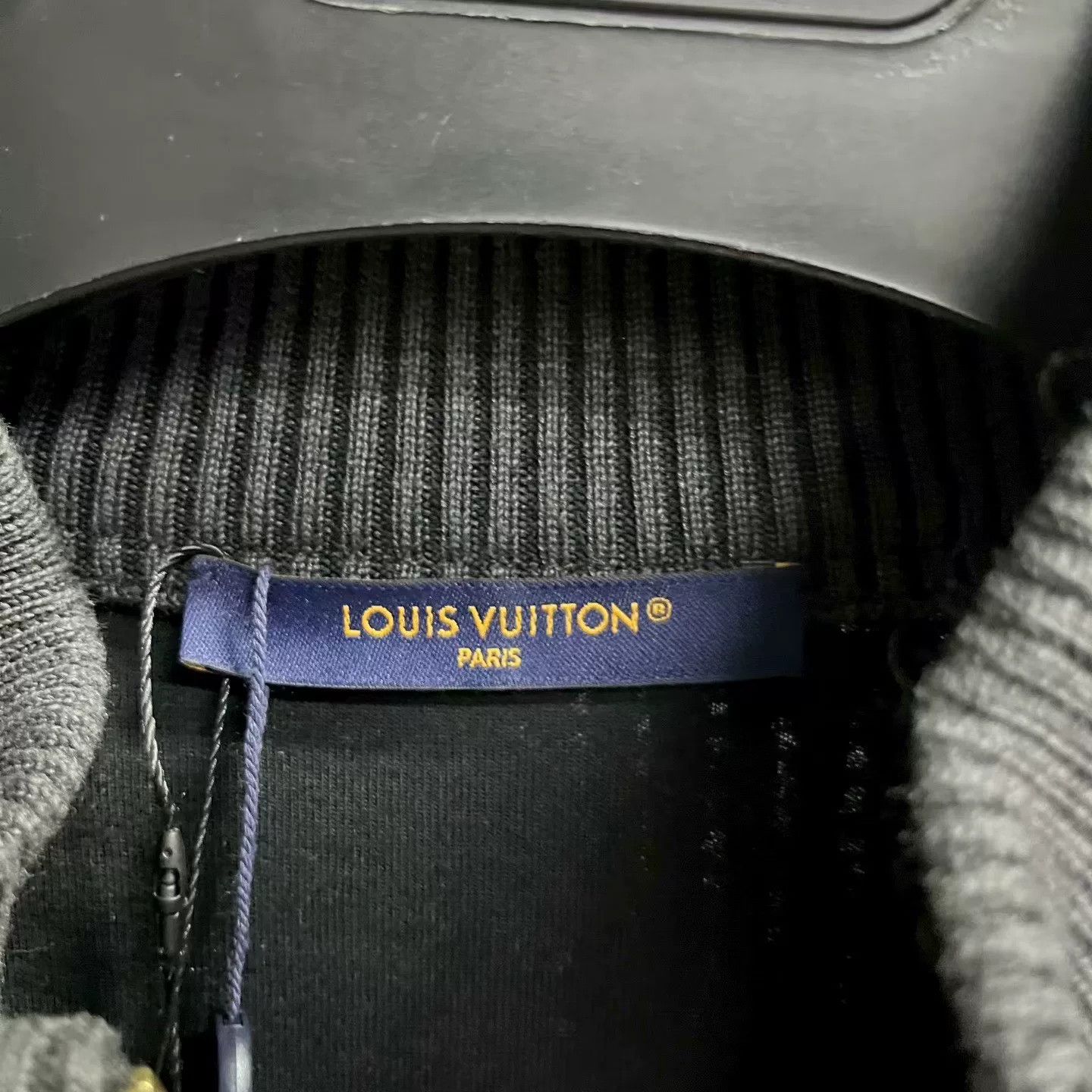 Louis Vuitton Louis Vuitton Retro Black Light Jacket l Men Size US L / EU 52-54 / 3 - 5 Thumbnail