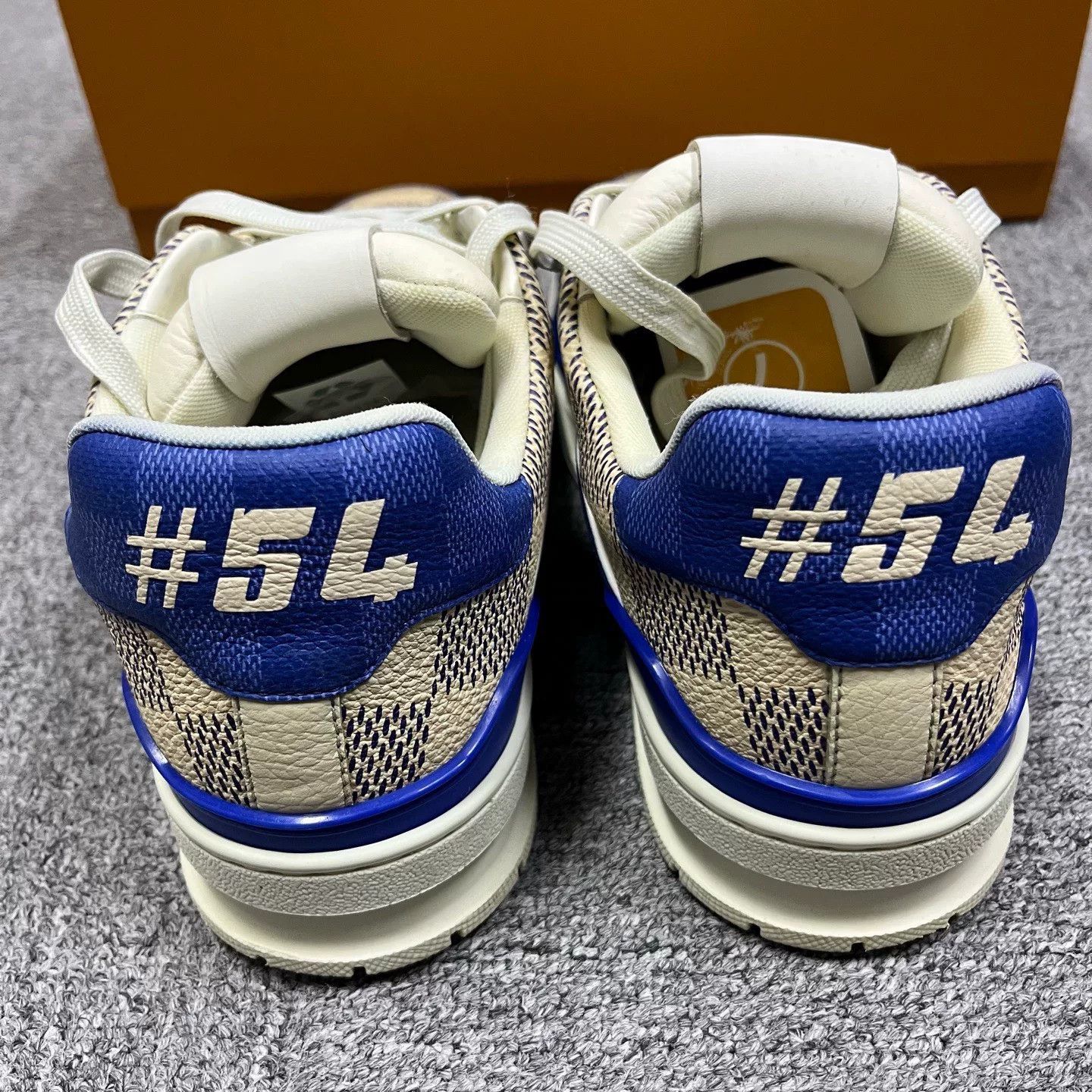 Louis Vuitton Louis Vuitton Blue Lowtop Sneakers 9 Men Size US 9 / EU 42 - 4 Thumbnail