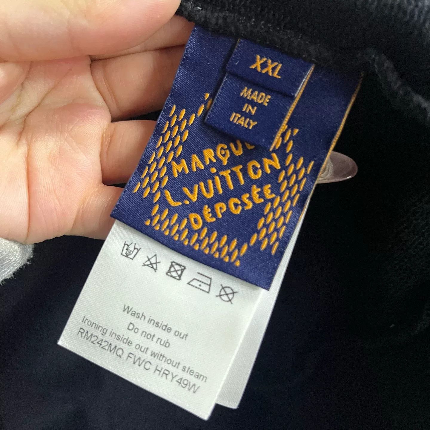 Louis Vuitton Louis Vuitton Printed Black Hoodie xxl Men Size US XXL / EU 58 / 5 - 4 Thumbnail