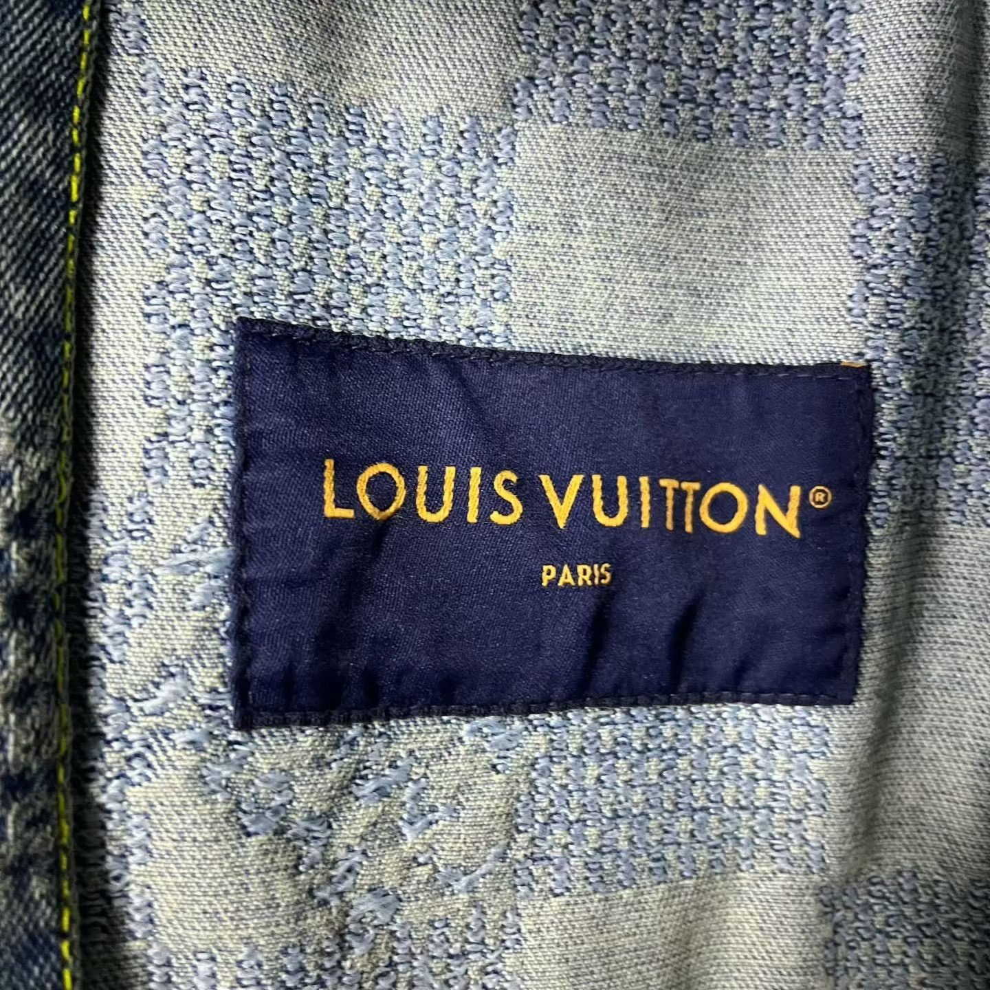 Louis Vuitton Louis Vuitton Plaid Blue Light Jacket xxs Men Size US XXS / EU 40 - 4 Thumbnail
