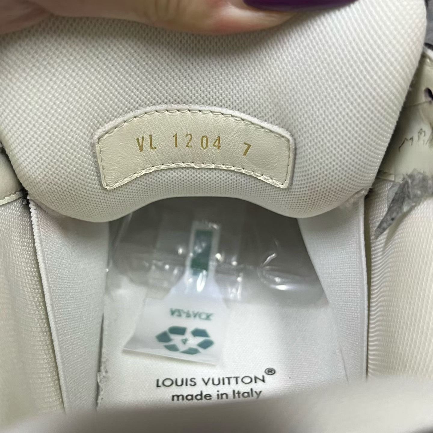 Louis Vuitton Louis Vuitton Leather Multi Lowtop Sneakers 8 Men Size US 8 / EU 41 - 5 Thumbnail