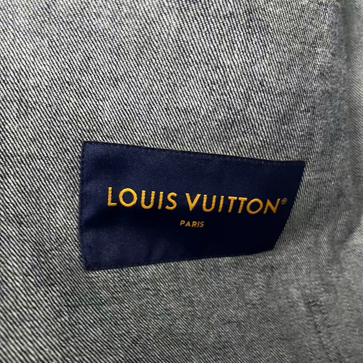 Louis Vuitton Louis Vuitton Retro Blue Light Jacket l Men Size US L / EU 52-54 / 3 - 3 Thumbnail
