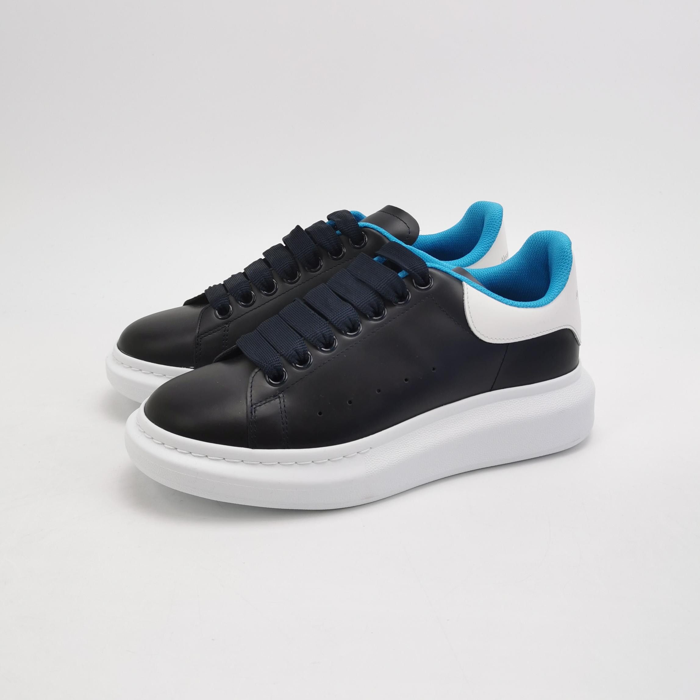 Alexander McQueen Alexander McQueen Oversized Blue Lining Sneakers 39 Size US 6 / EU 39 - 3 Thumbnail