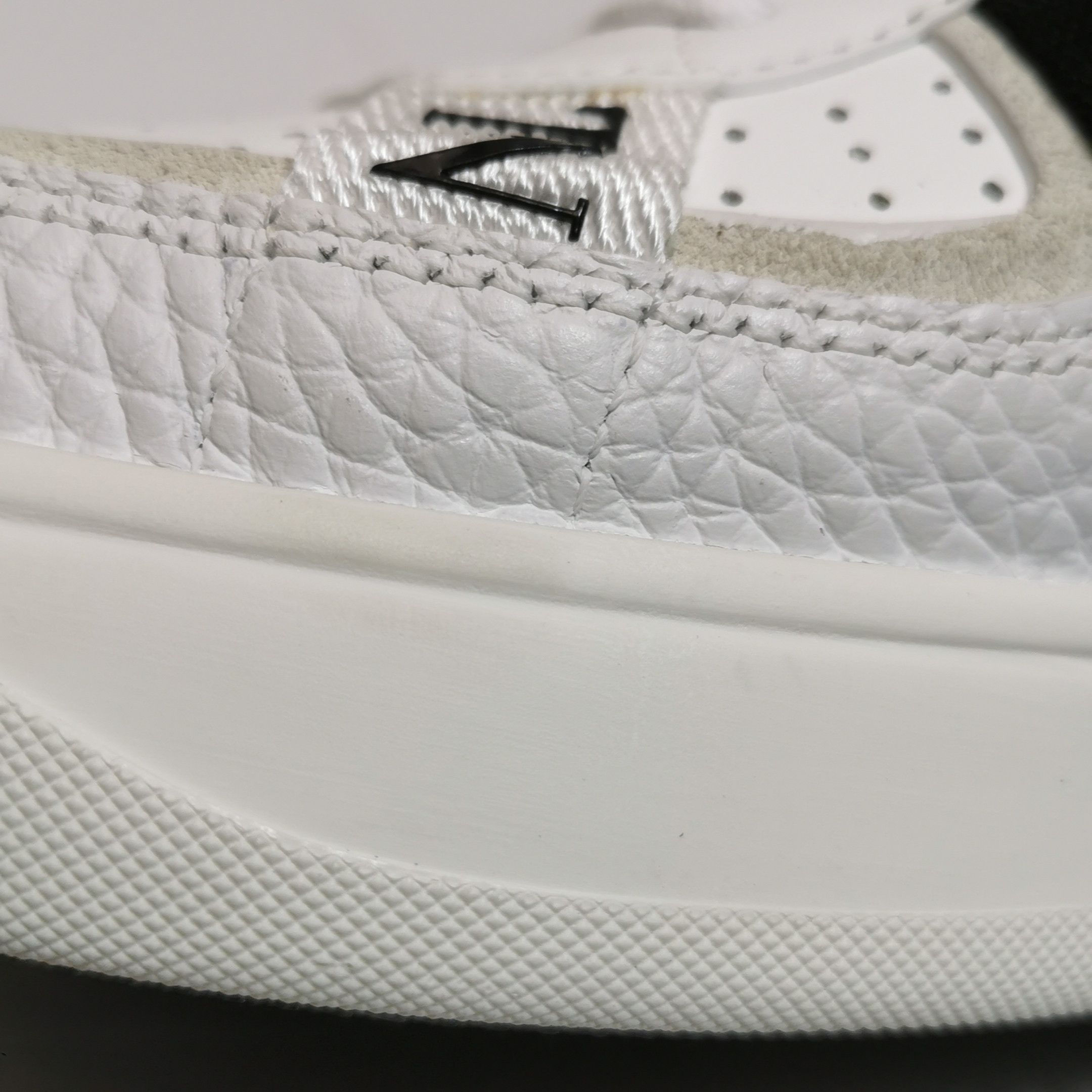 Valentino Valentino VL7N Logo Leather Low Sneakers EU 40.5 Size US 7 / EU 40 - 10 Thumbnail