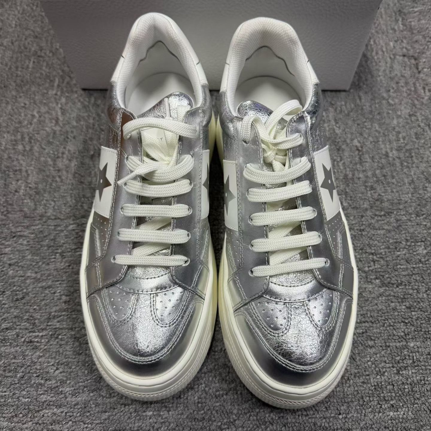 Dior Dior Leather Graphic Silver Lowtop Sneakers us_7 Women Size US 7 / IT 37 - 2 Thumbnail