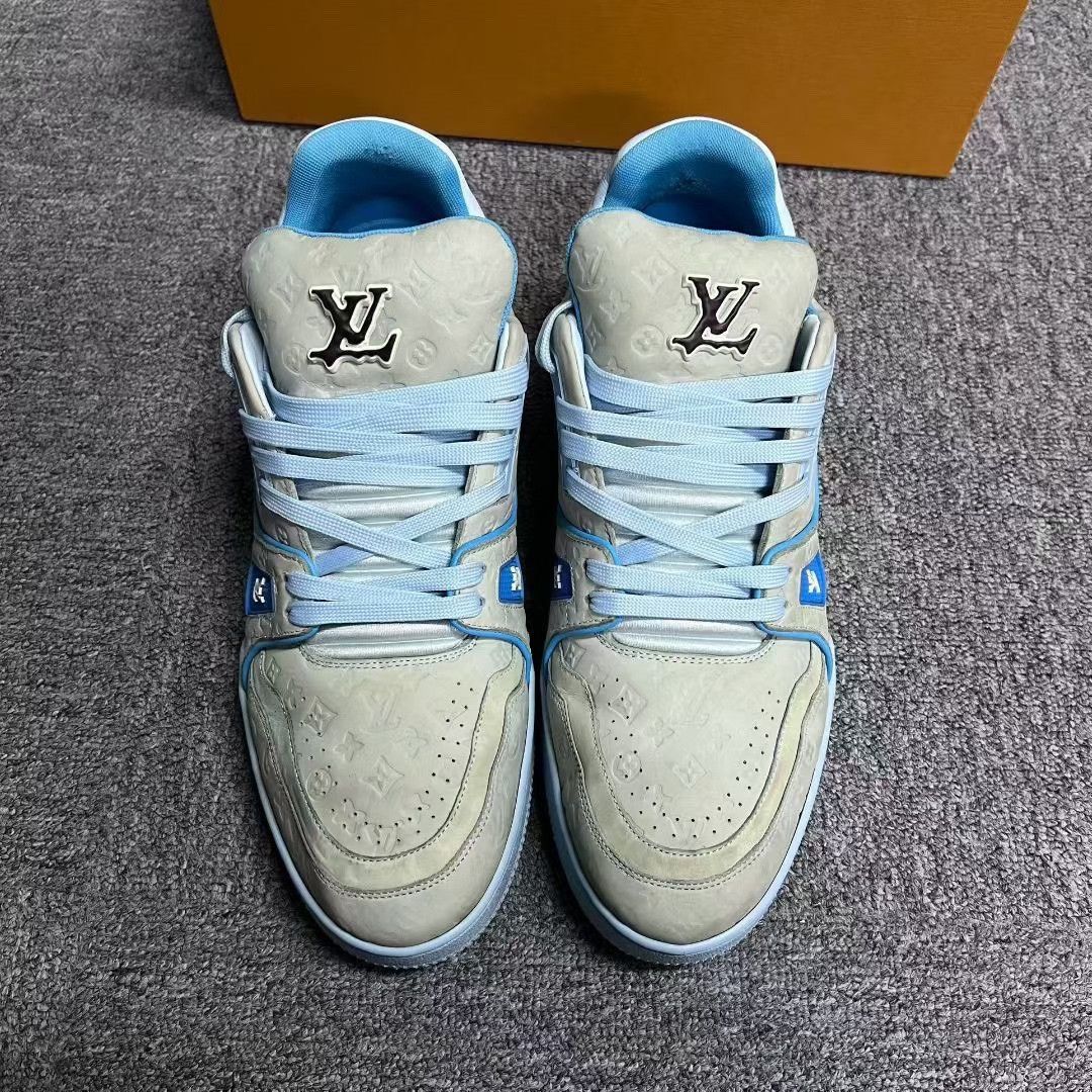 Louis Vuitton Louis Vuitton Blue Lowtop Sneakers 10 Men Size US 10 / EU 43 - 2 Thumbnail