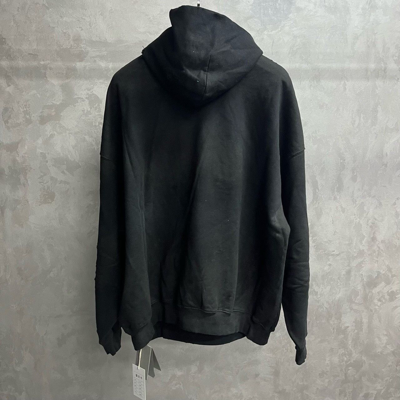 Balenciaga Balenciaga Printed Black Hoodie xs Men Size US XS / EU 42 / 0 - 3 Thumbnail