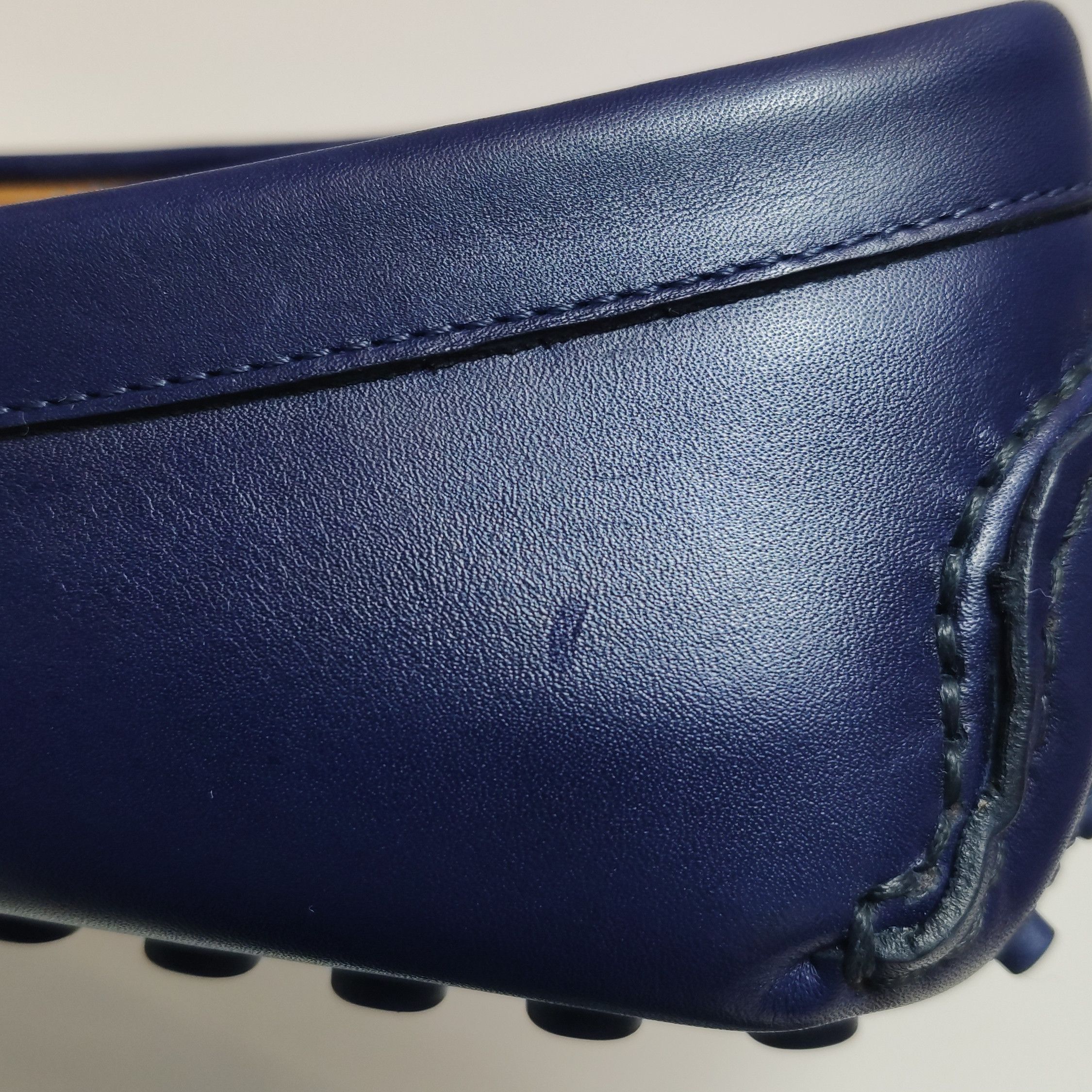 Salvatore Ferragamo Salvatore Ferragamo Navy Leather Driving Shoes US 6.5 Size US 7 / EU 40 - 8 Thumbnail