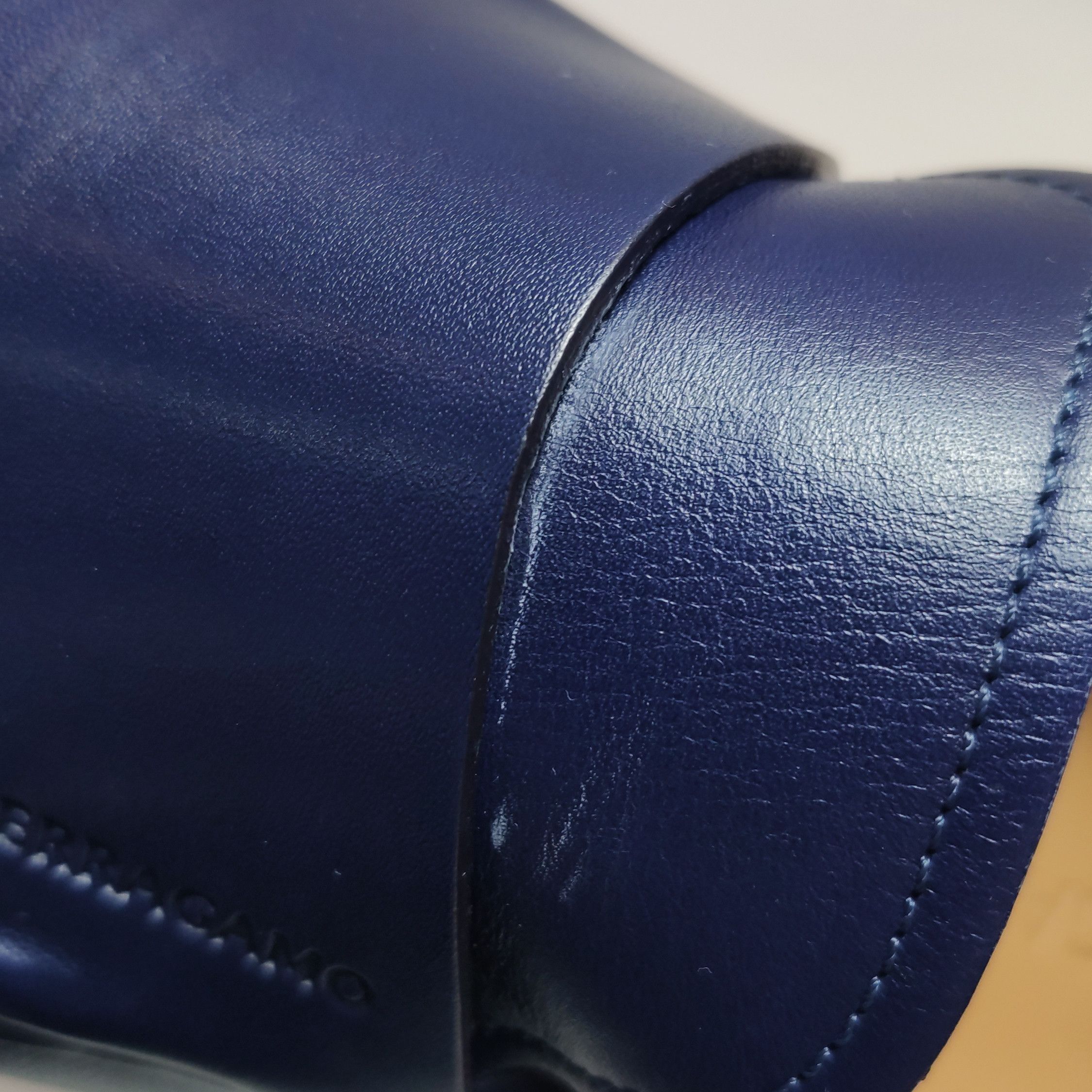 Salvatore Ferragamo Salvatore Ferragamo Blue Leather Driving Shoes 41.5 Size US 8 / EU 41 - 8 Thumbnail