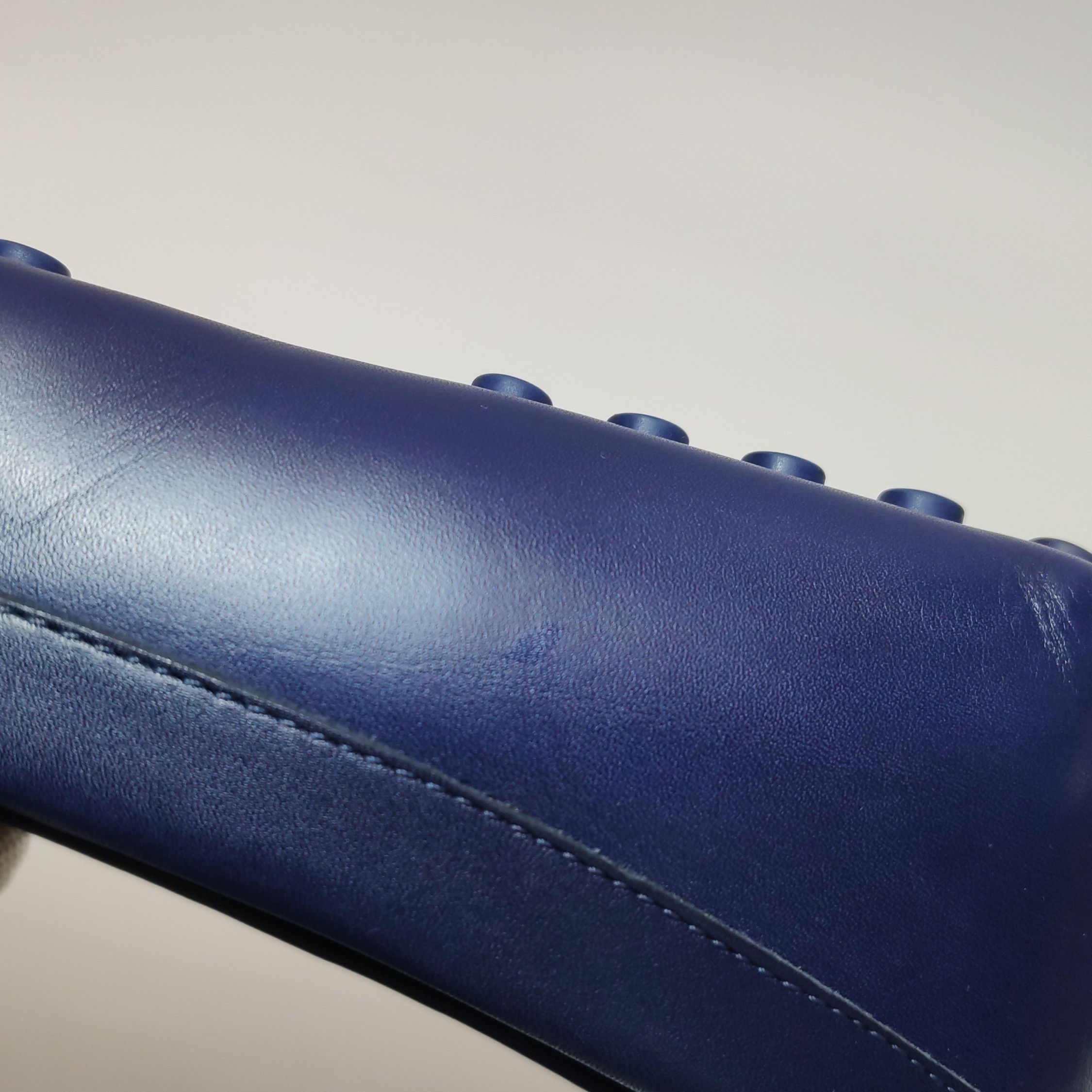 Salvatore Ferragamo Salvatore Ferragamo Blue Leather Driving Loafers Size 40 Size US 7 / EU 40 - 8 Thumbnail
