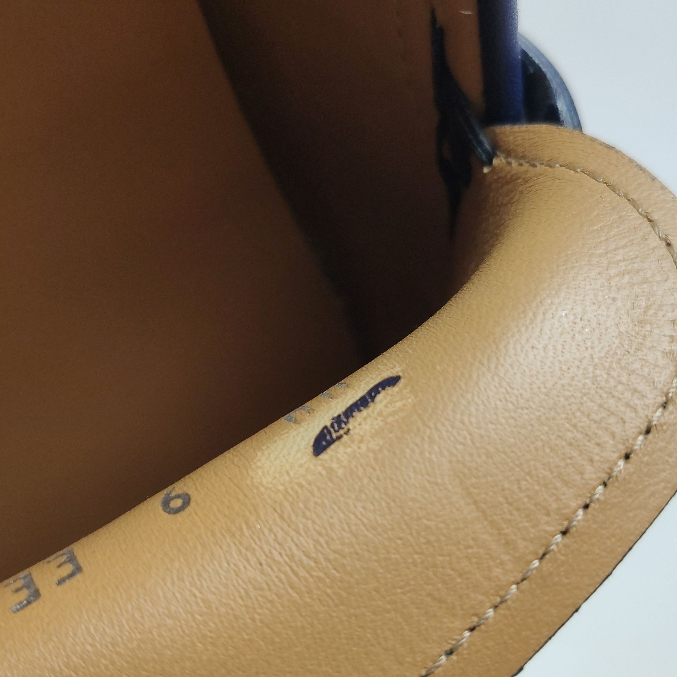 Salvatore Ferragamo Salvatore Ferragamo Blue Leather Pebble Sole Drivers 10 Size US 10 / EU 43 - 10 Thumbnail