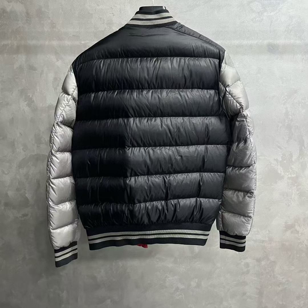 Moncler Moncler Striped Multi Heavy Coat l Men Size US L / EU 52-54 / 3 - 2 Thumbnail