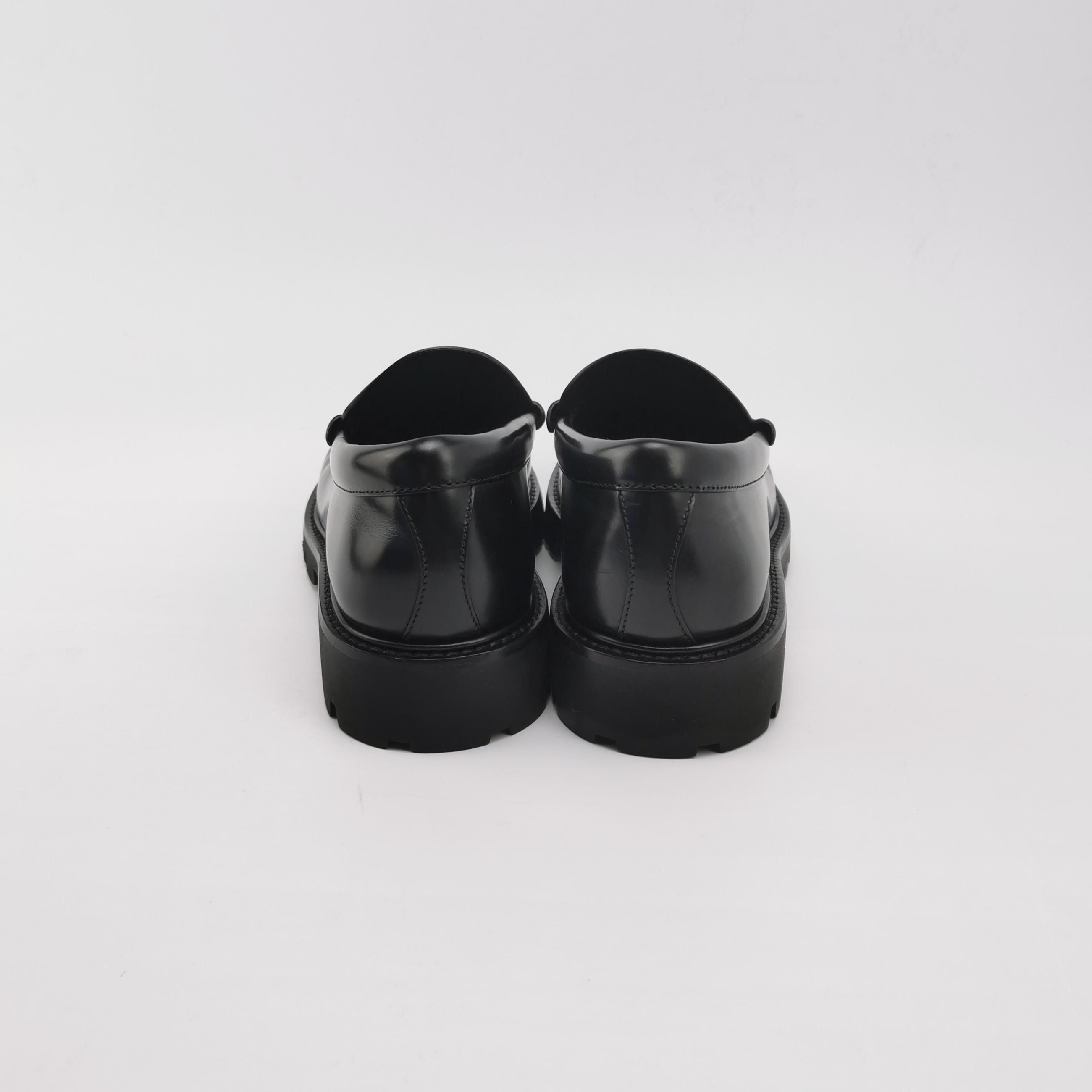 Celine Celine Triomphe Chain Calfskin Loafers 41.5 Size US 8 / EU 41 - 5 Thumbnail
