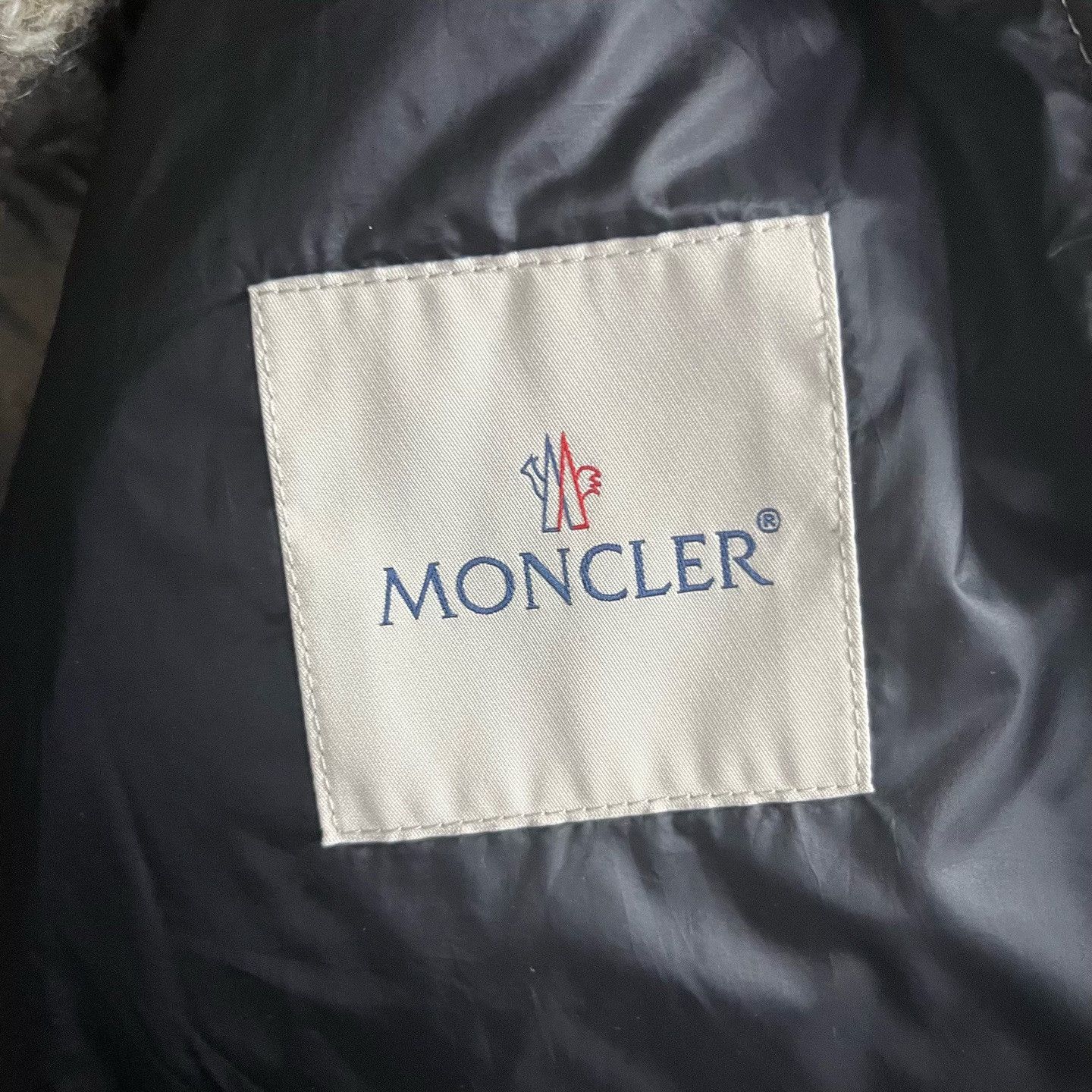 Moncler Moncler Down White Heavy Coat l Men Size US L / EU 52-54 / 3 - 4 Thumbnail