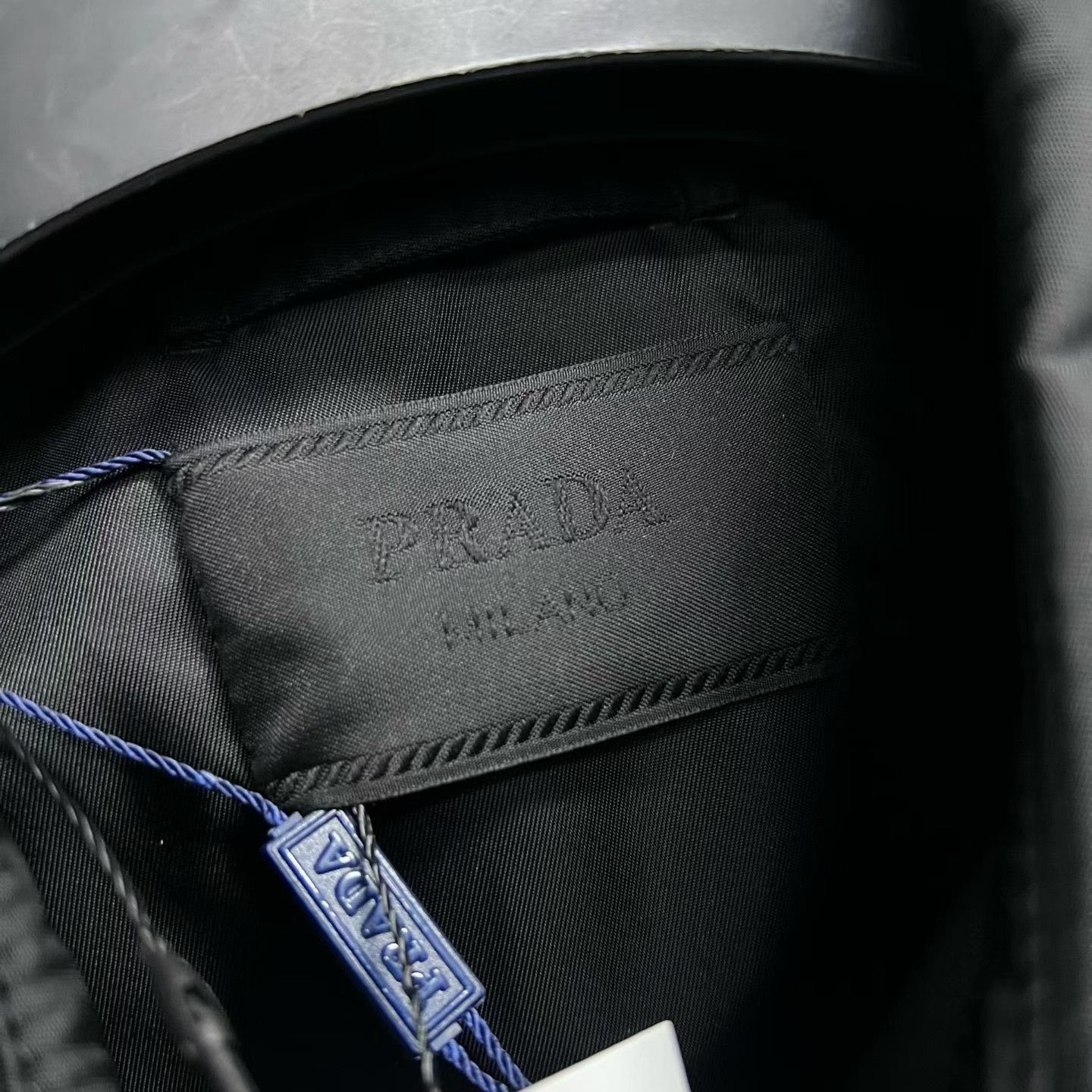 Prada Prada Oversized Black Shirt s Men Size US S / EU 44-46 / 1 - 4 Thumbnail