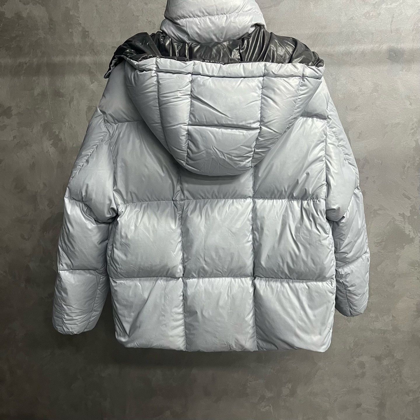 Moncler Moncler Casual Cropped Gray Heavy Coat l Men Size US L / EU 52-54 / 3 - 2 Thumbnail