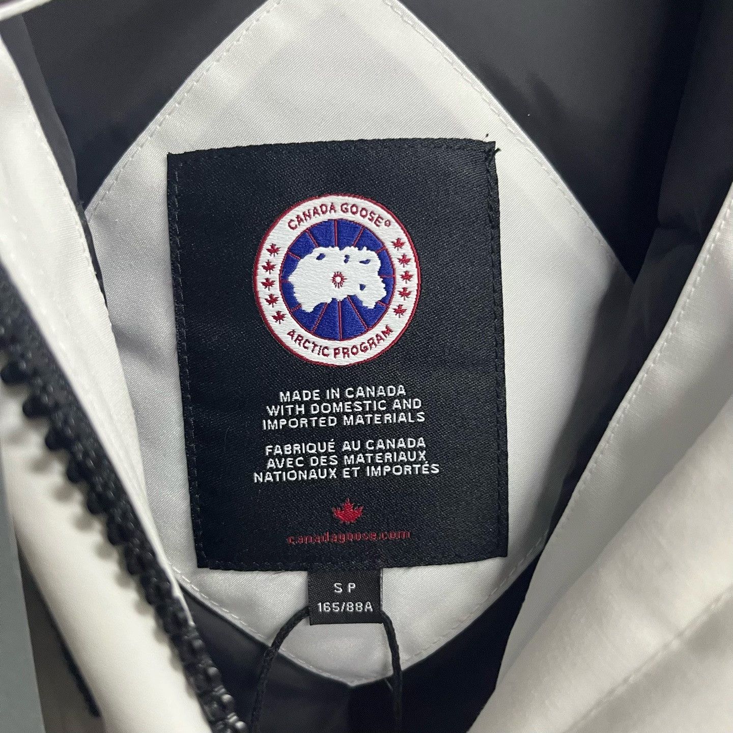 Canada Goose Canada Goose Long White Heavy Coat s Men Size US S / EU 44-46 / 1 - 5 Thumbnail