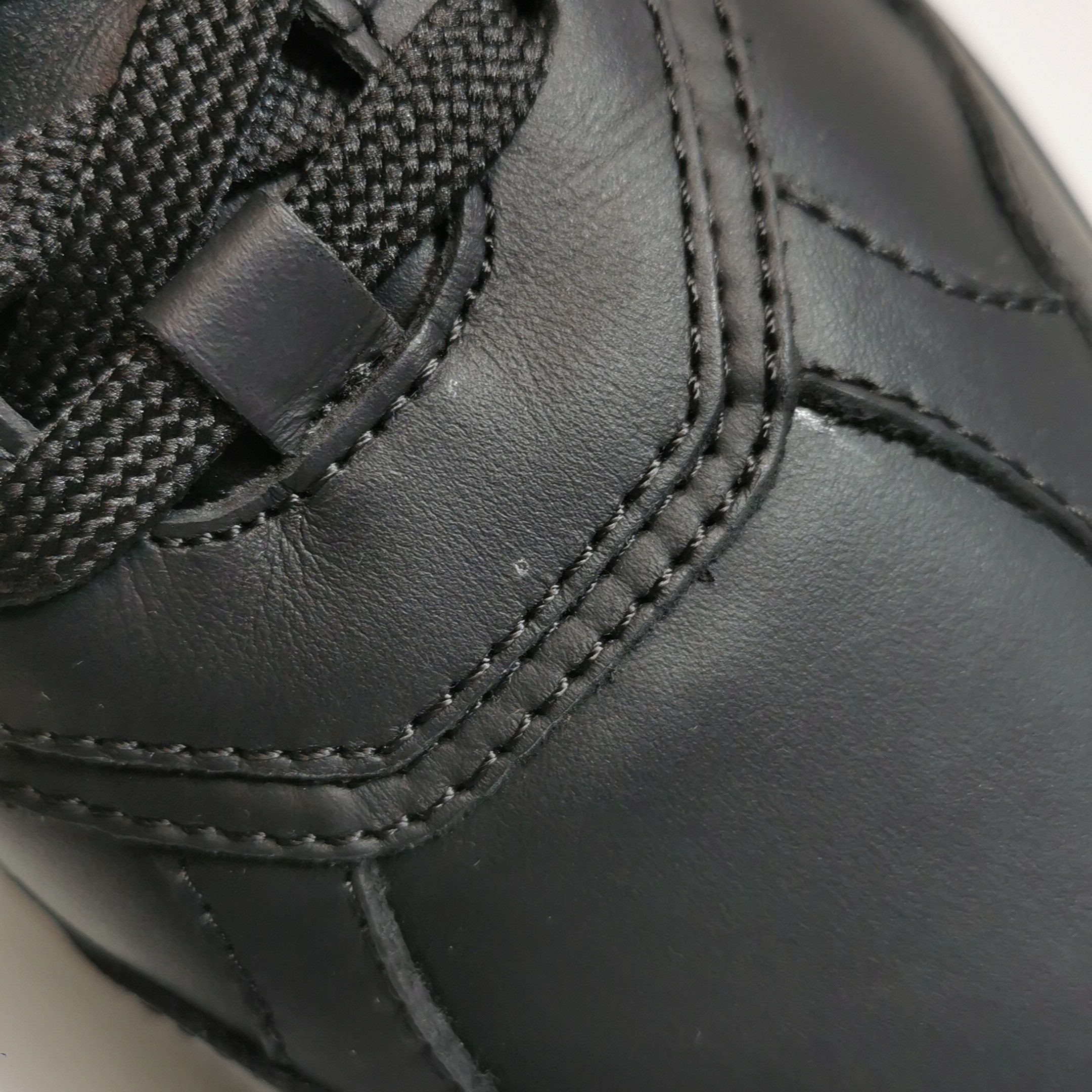 Hogan Hogan Black Leather Low-Top Sneakers EU 42 Size US 9 / EU 42 - 8 Thumbnail