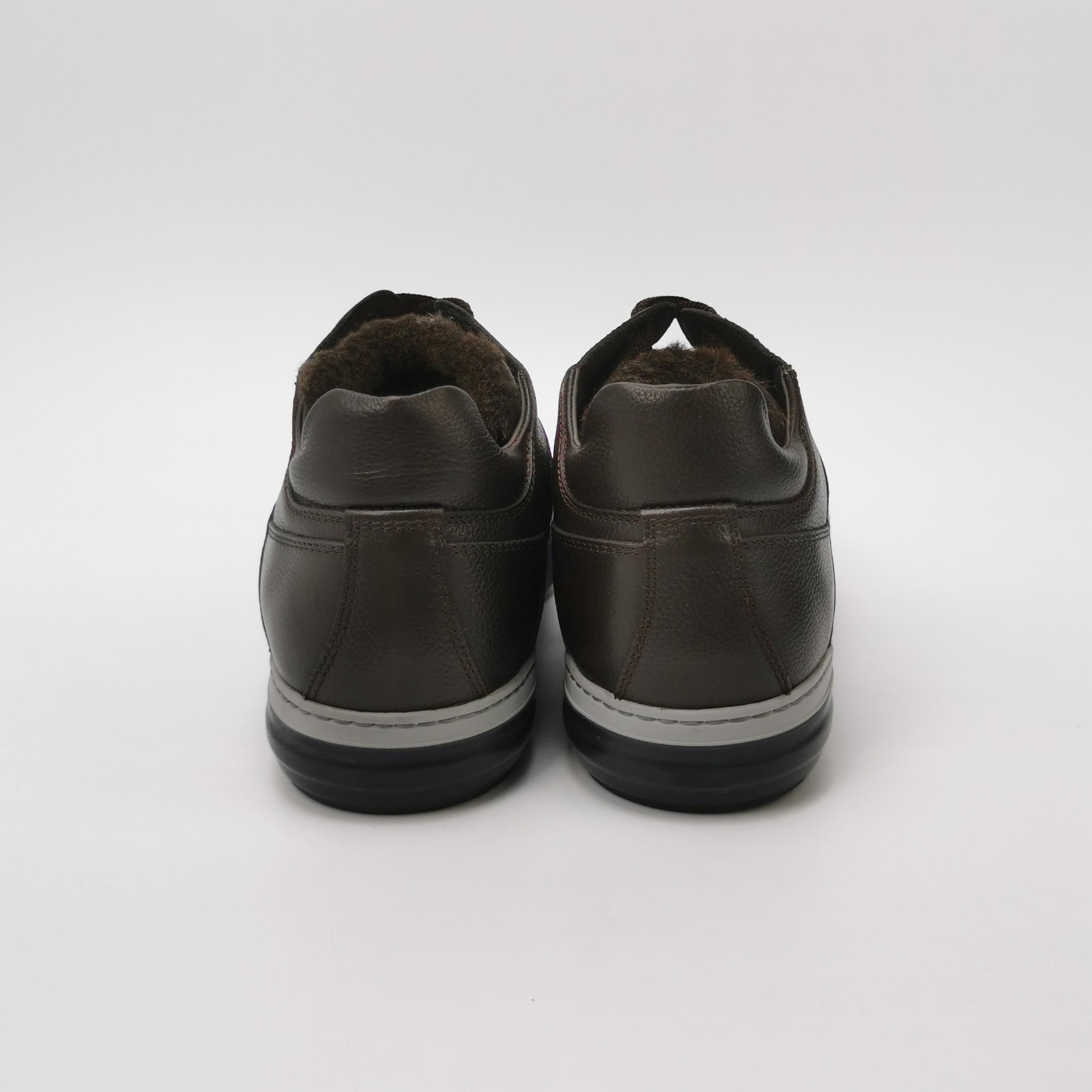 Salvatore Ferragamo Salvatore Ferragamo Fur Lined Leather Sneakers 41.5 Size US 8 / EU 41 - 5 Thumbnail