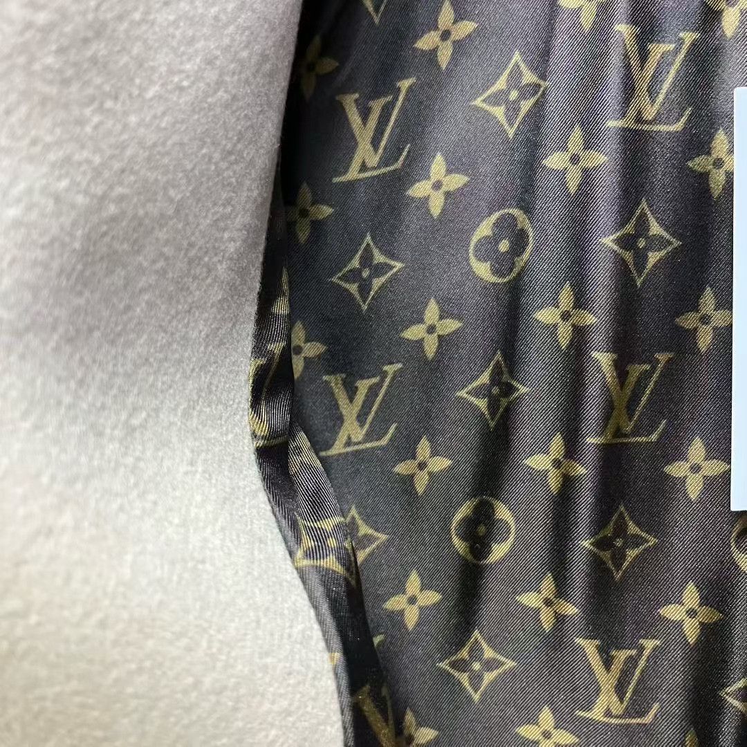 Louis Vuitton Louis Vuitton Long Multi Jacket XS Women Size XS / US 0-2 / IT 36-38 - 6 Thumbnail