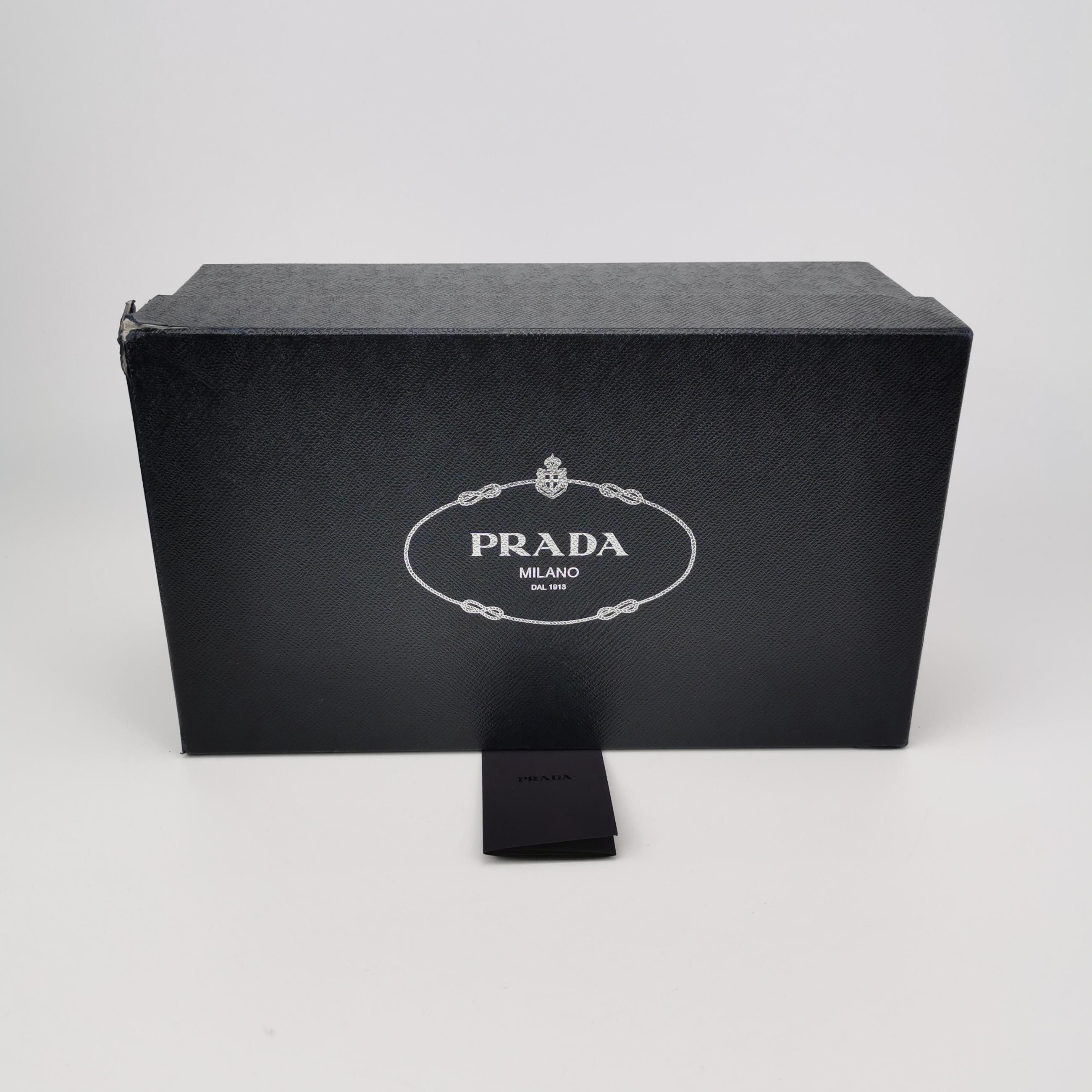 Prada Prada Logo Leather Penny Loafers 39.5 Size US 6 / EU 39 - 7 Thumbnail