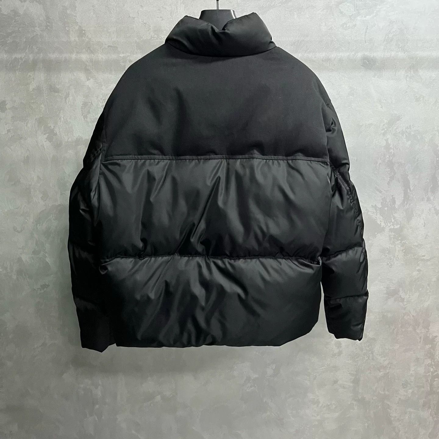 Prada Prada Cropped Black Jacket XXL Women Size XXL / US 16-18 / IT 52-54 - 2 Thumbnail