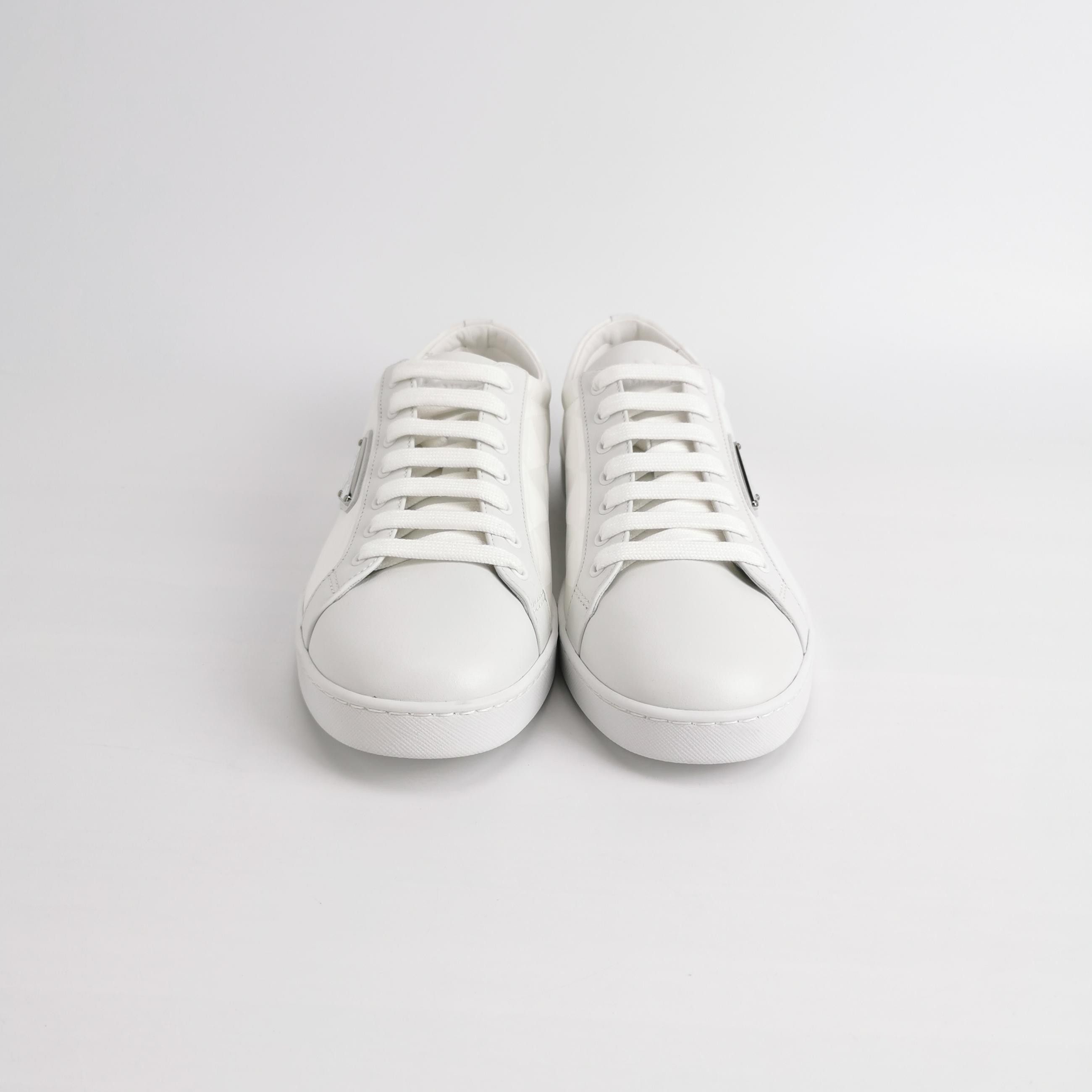 Prada Prada Triangle Logo Leather Low Sneakers 7 Size US 8 / EU 41 - 4 Thumbnail