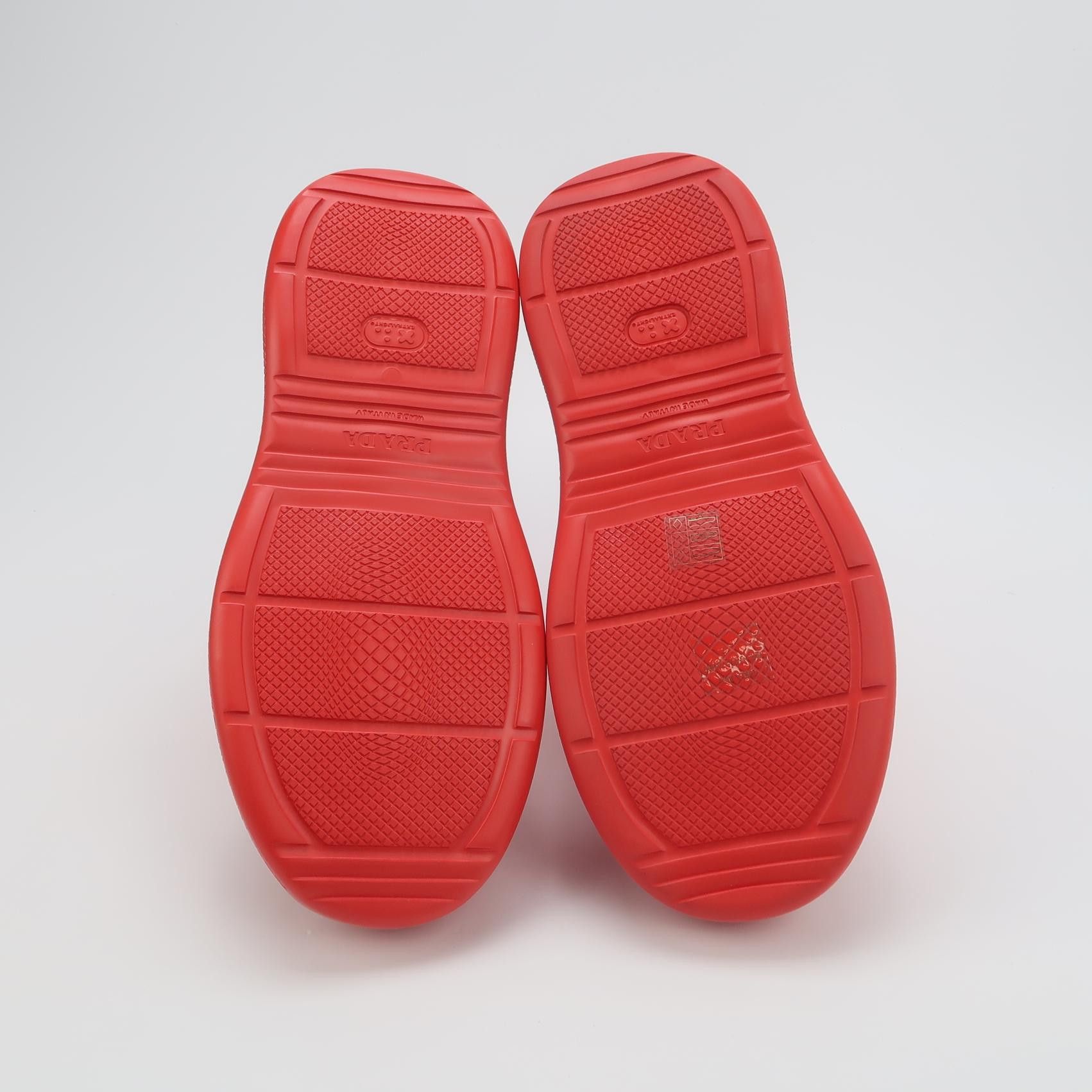 Prada Prada Red Triangle Logo Rubber Boots Size 41 Size US 8 / EU 41 - 6 Thumbnail